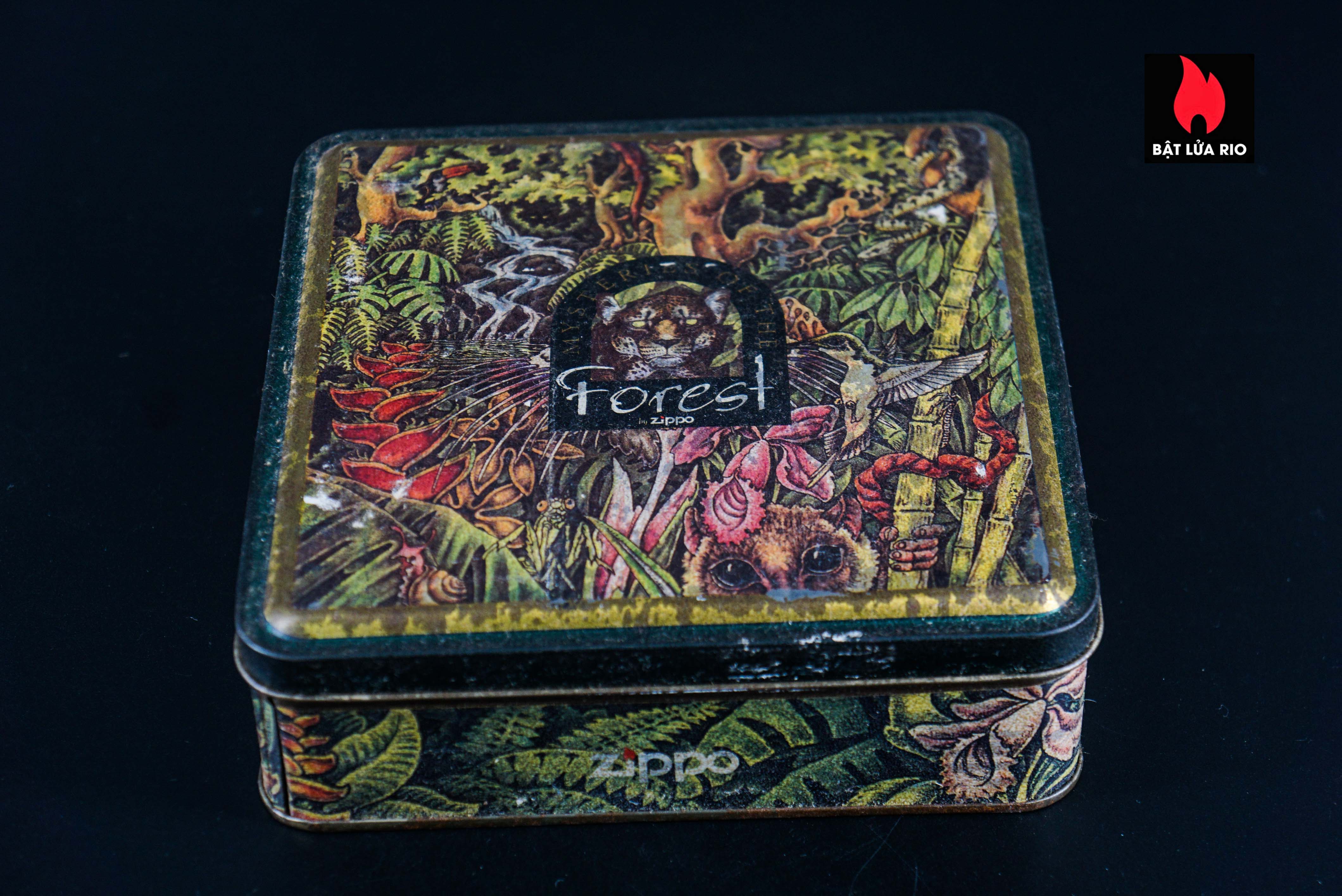 Zippo Set 1995 – Zippo Collectible 1995 COTY – Mystery of the Forest 54 Zippo Set 1995 – Zippo Collectible 1995 COTY – Mystery of the Forest 26