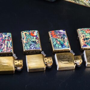 Zippo Set 1995 – Zippo Collectible 1995 COTY – Mystery of the Forest 48 Zippo Set 1995 – Zippo Collectible 1995 COTY – Mystery of the Forest 6