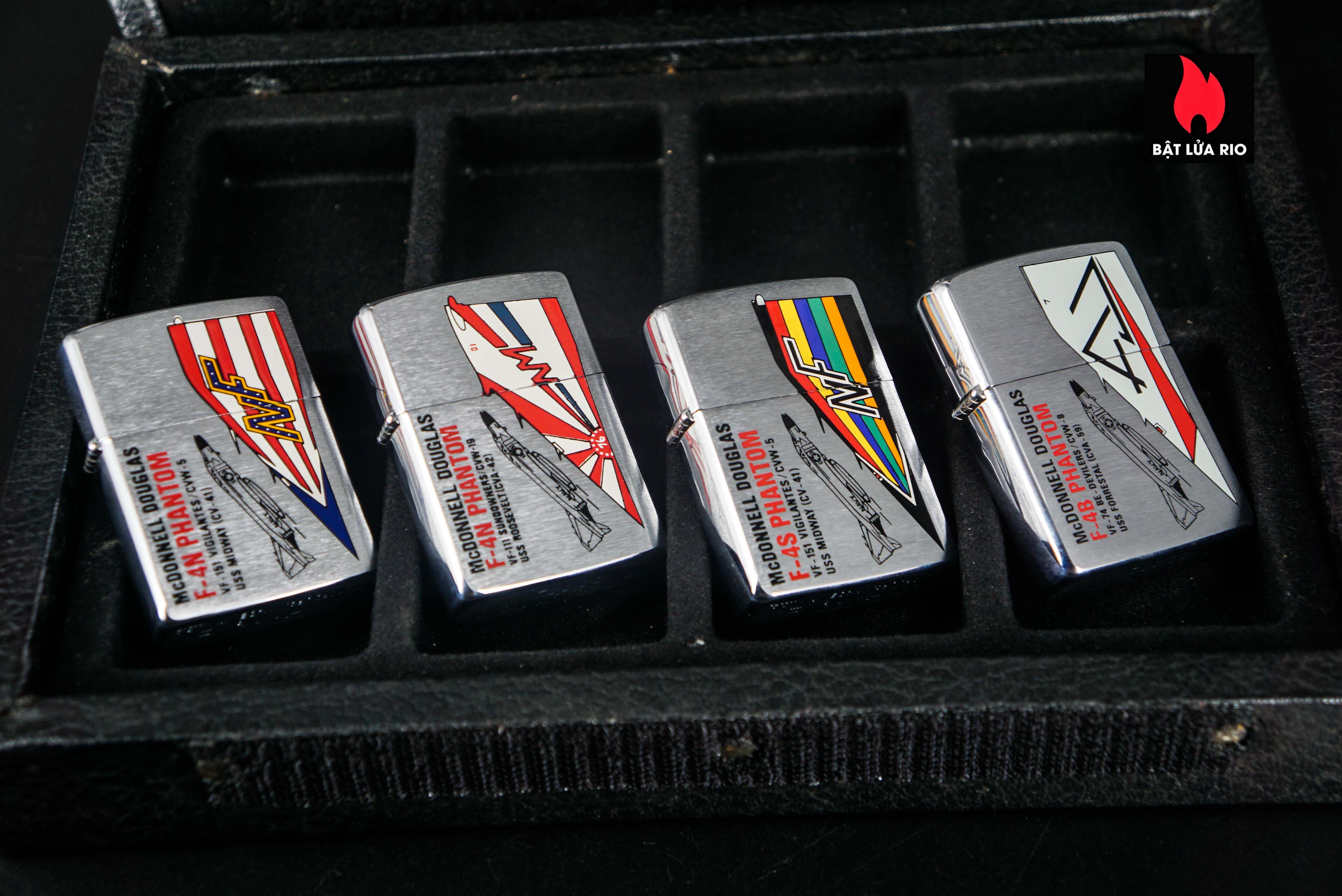 Zippo Set La Mã 1993 – U.S Navy – Mc Donnell Douglas F4 Phantoms 21