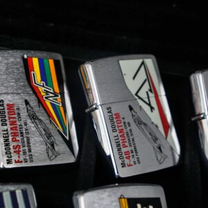 Zippo Set La Mã 1993 – U.S Navy – Mc Donnell Douglas F4 Phantoms 24