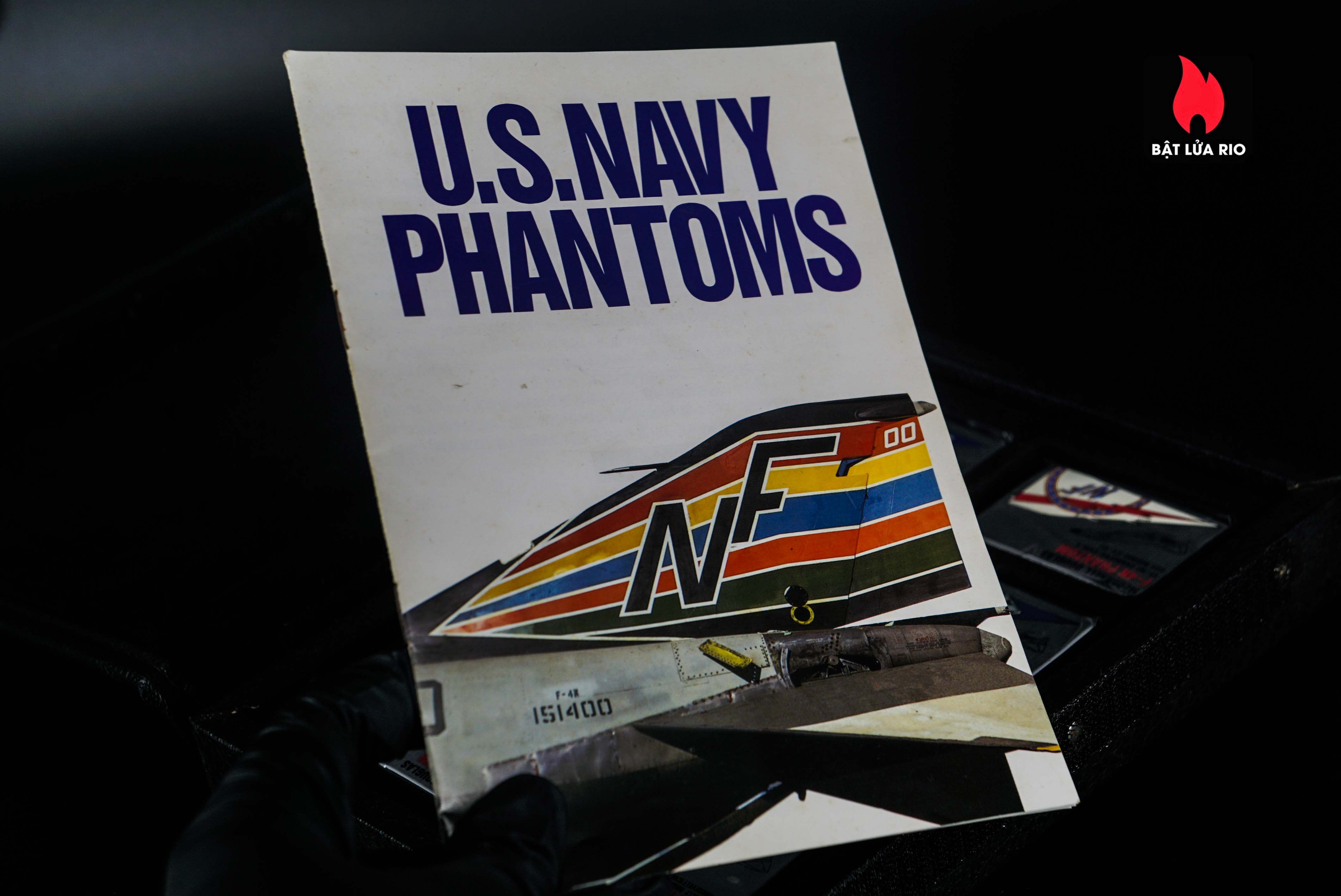 Zippo Set La Mã 1993 – U.S Navy – Mc Donnell Douglas F4 Phantoms 41