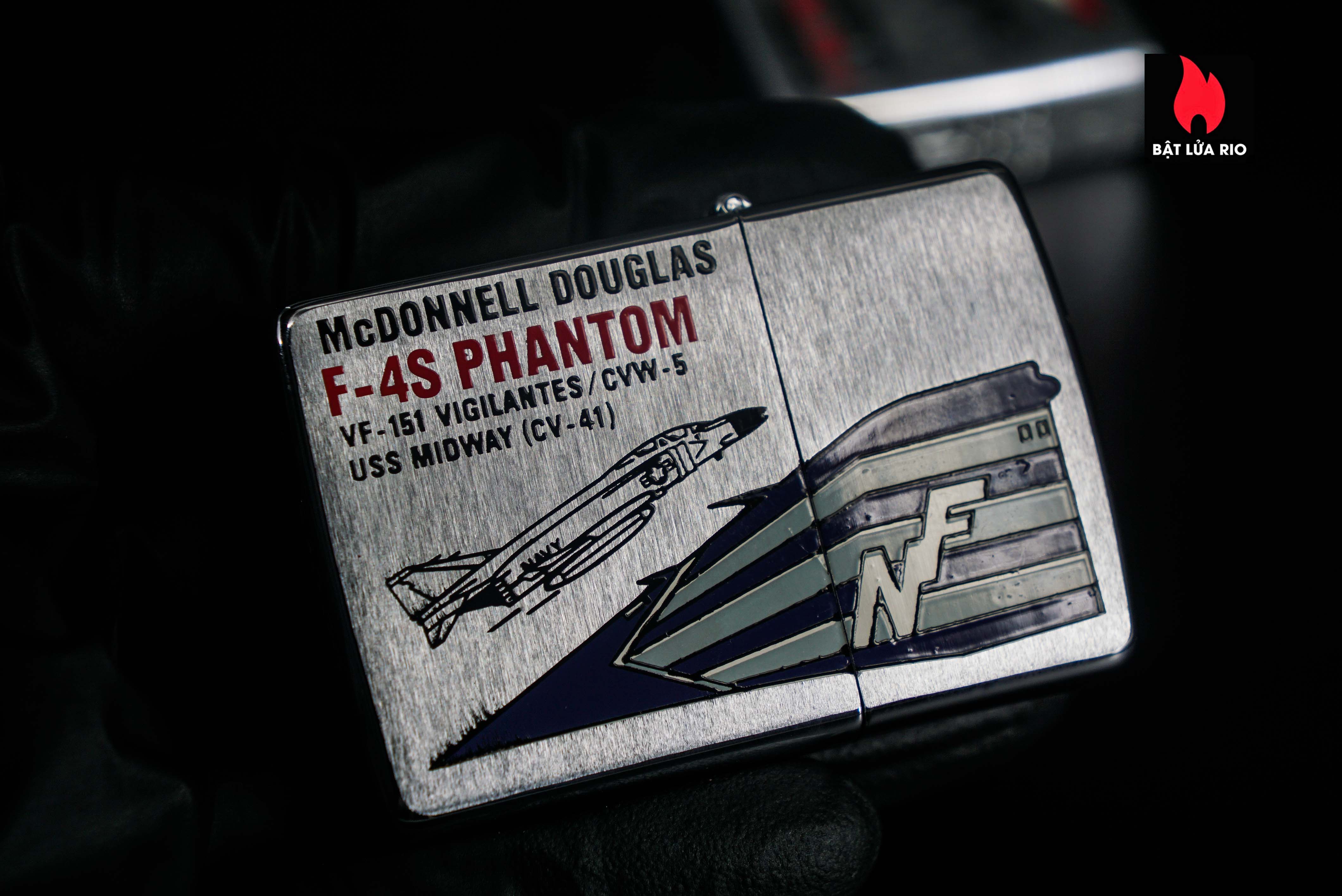 Zippo Set La Mã 1993 – U.S Navy – Mc Donnell Douglas F4 Phantoms 8
