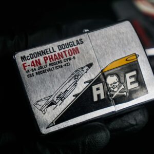 Zippo Set La Mã 1993 – U.S Navy – Mc Donnell Douglas F4 Phantoms 9
