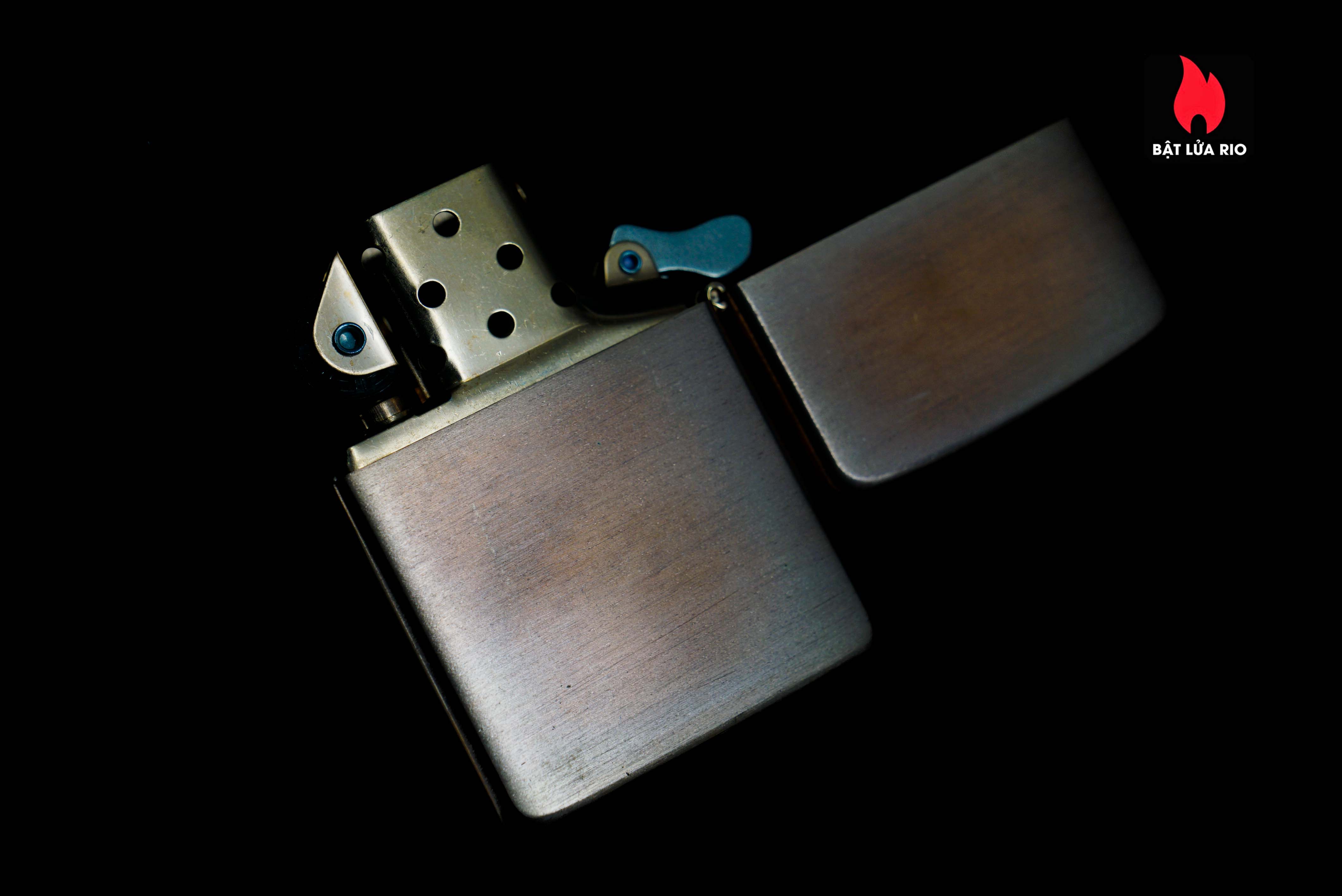Zippo Solid Copper 2003 – Cent Never Spent – Đồng Đỏ 2003 51 Zippo Solid Copper 2003 – Cent Never Spent – Đồng Đỏ 2003 5