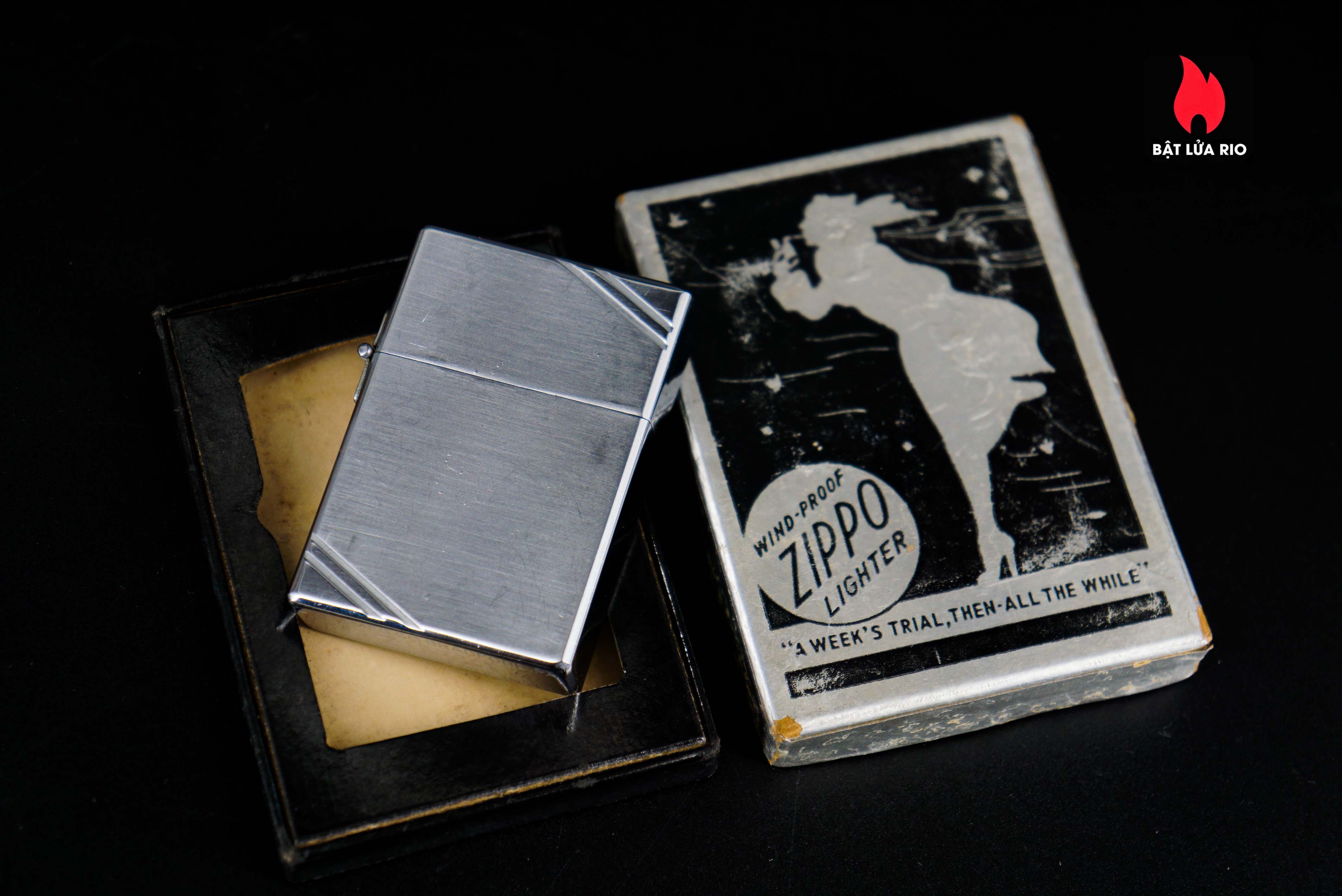 Zippo Xưa 1935 – Plain Trơn – Bản Lề Ngoài 3 Chấu – Ruột Pitton 16 Lỗ 61 Zippo Xưa 1935 – Plain Trơn – Bản Lề Ngoài 3 Chấu – Ruột Pitton 16 Lỗ 37
