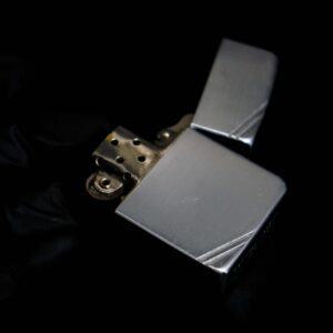 Zippo Xưa 1939-1941 – Metallique – Vultee Aircraft 16