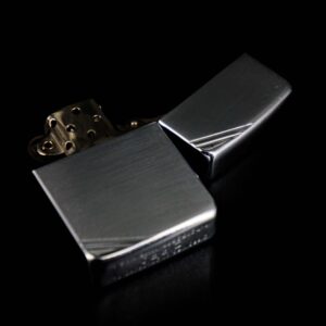 Zippo Xưa 1939-1941 – Metallique – Vultee Aircraft 20