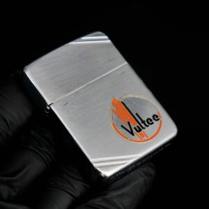 Zippo Xưa 1939-1941 – Metallique – Vultee Aircraft 25