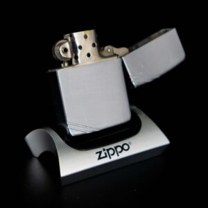 Zippo Xưa 1939-1941 – Metallique – Vultee Aircraft 28