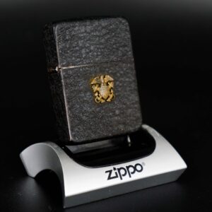 Zippo Xưa 1942 – Black Crackle – World War II – Navy Officer