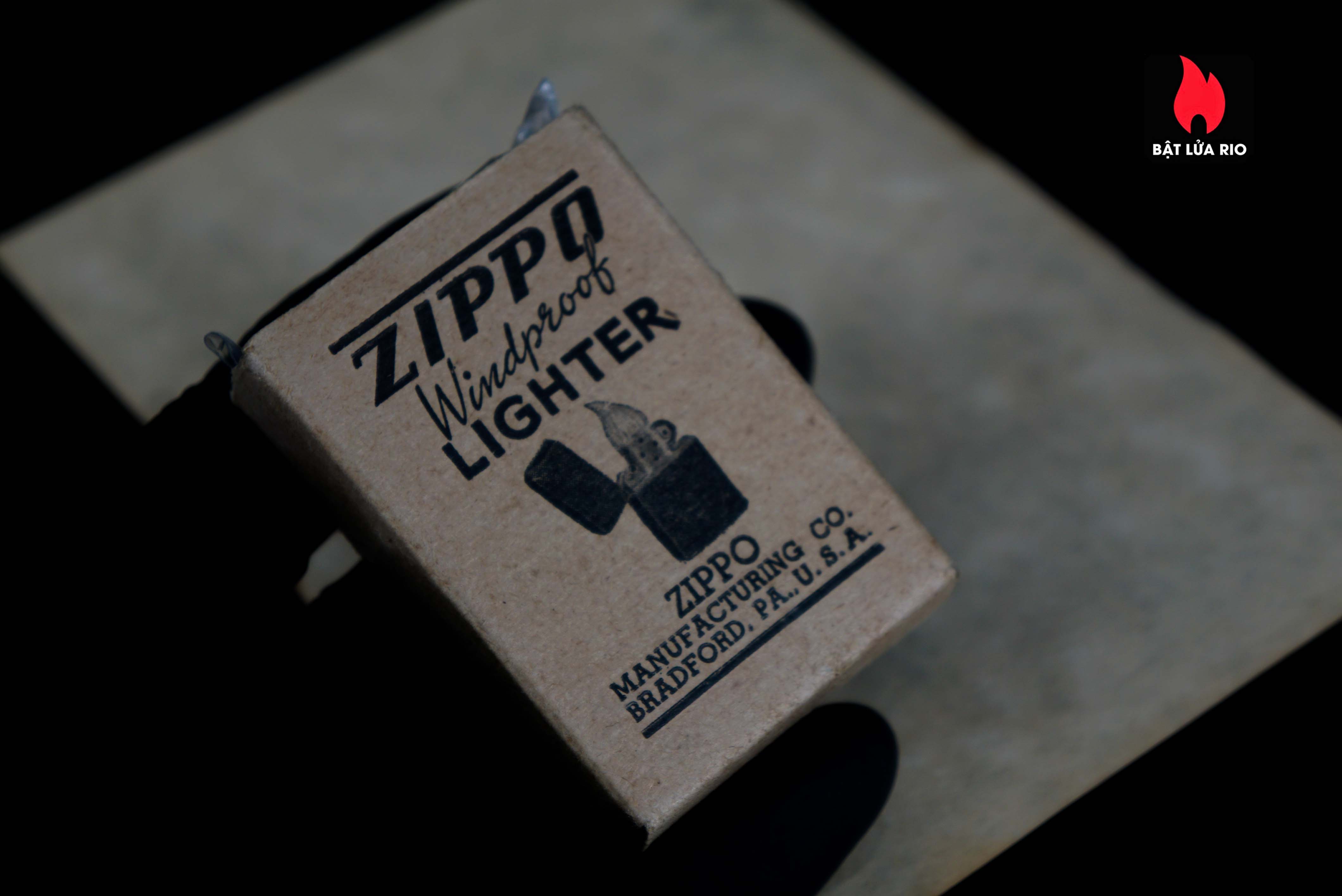 Zippo Xưa 1942 – Black Crackle – World War II – Us Navy 31