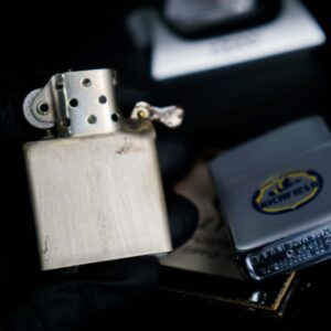 Zippo Xưa 1947 – Vỏ Nickel – Ruột Nikel – Richfield Oil Company 6