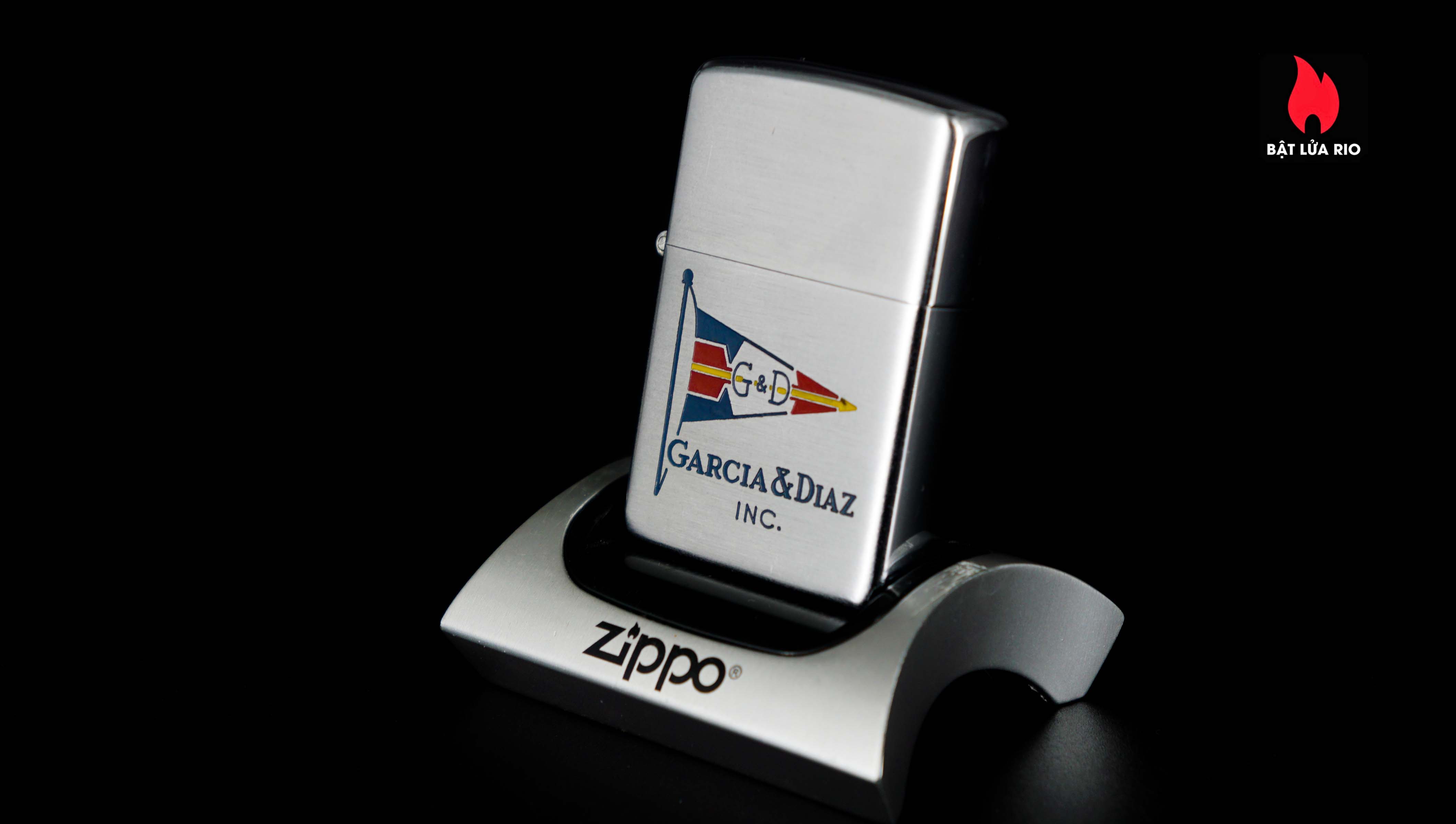 Zippo Xưa 1949-1950 – Garcia & Diaz 5