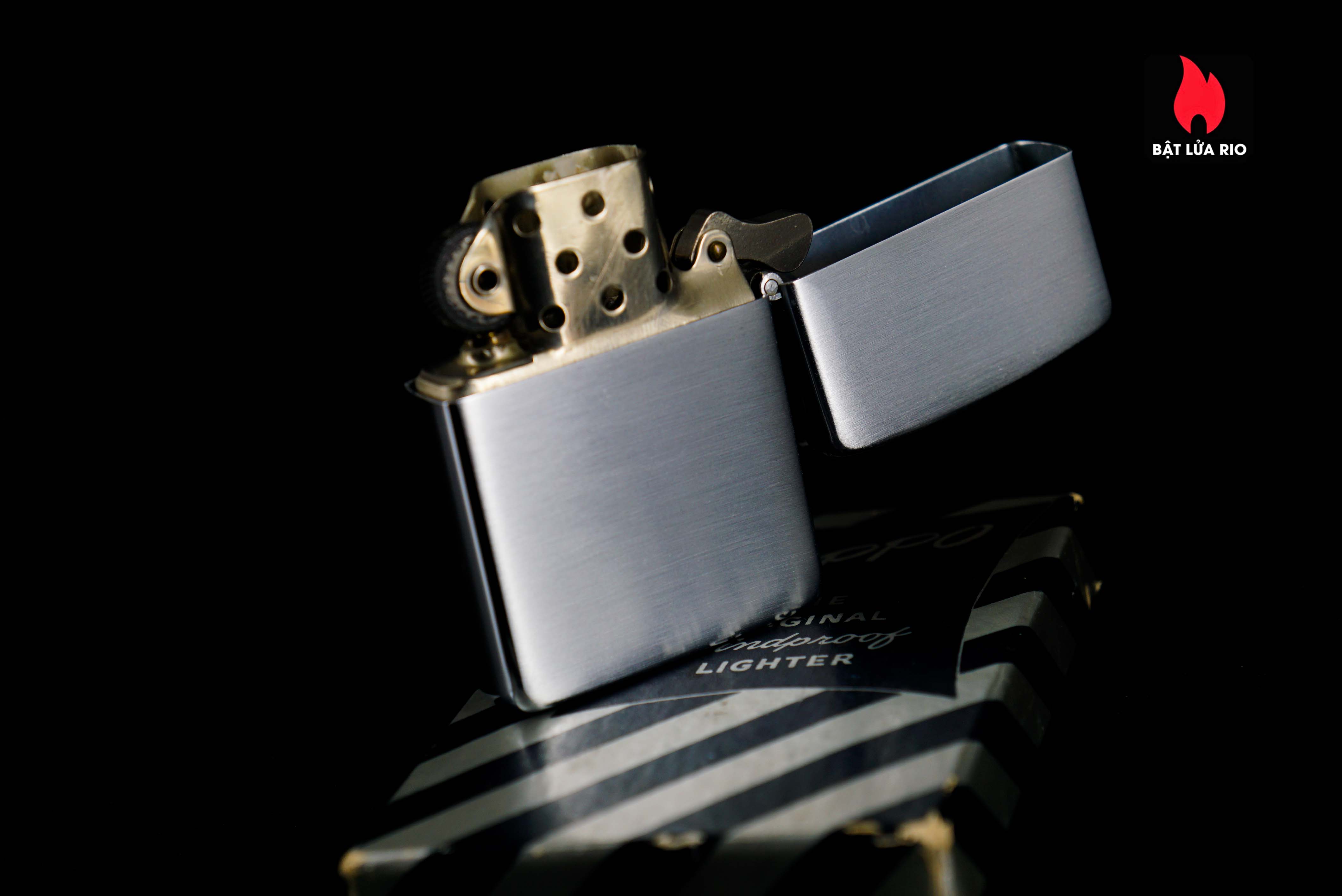 Zippo Xưa 1949-1950 – Time To Re-Tire Buy Fisk 16
