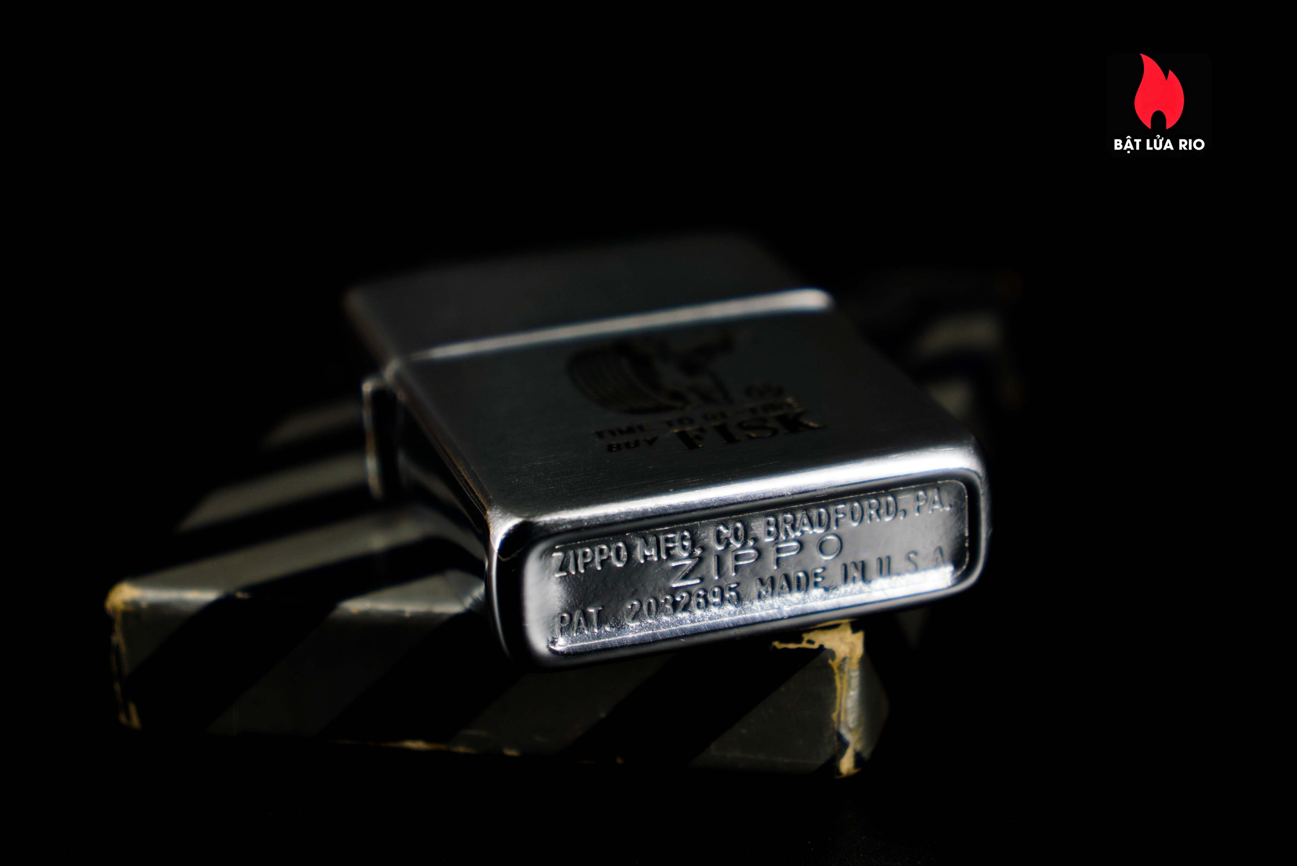Zippo Xưa 1949-1950 – Time To Re-Tire Buy Fisk 18