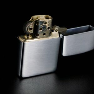 Zippo Xưa 1949-1950 – Time To Re-Tire Buy Fisk 6