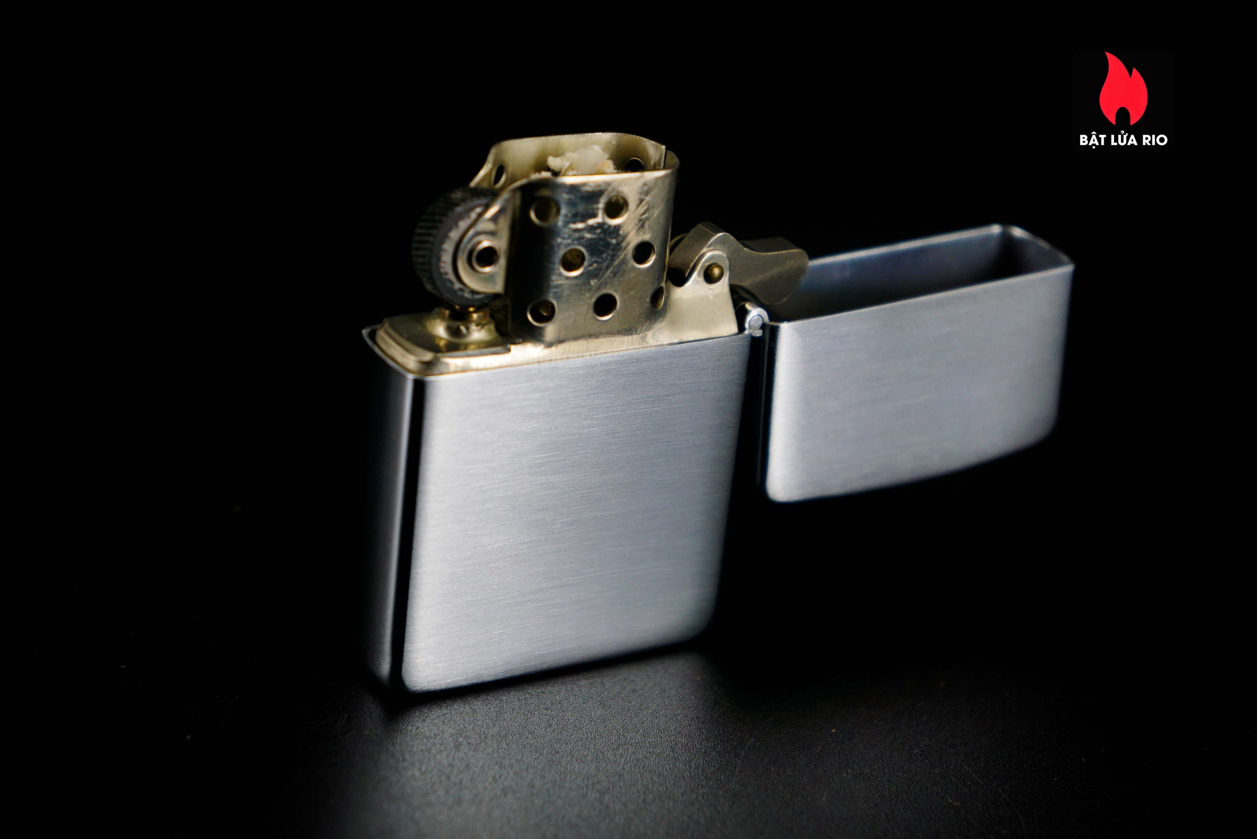 Zippo Xưa 1949-1950 – Time To Re-Tire Buy Fisk 6