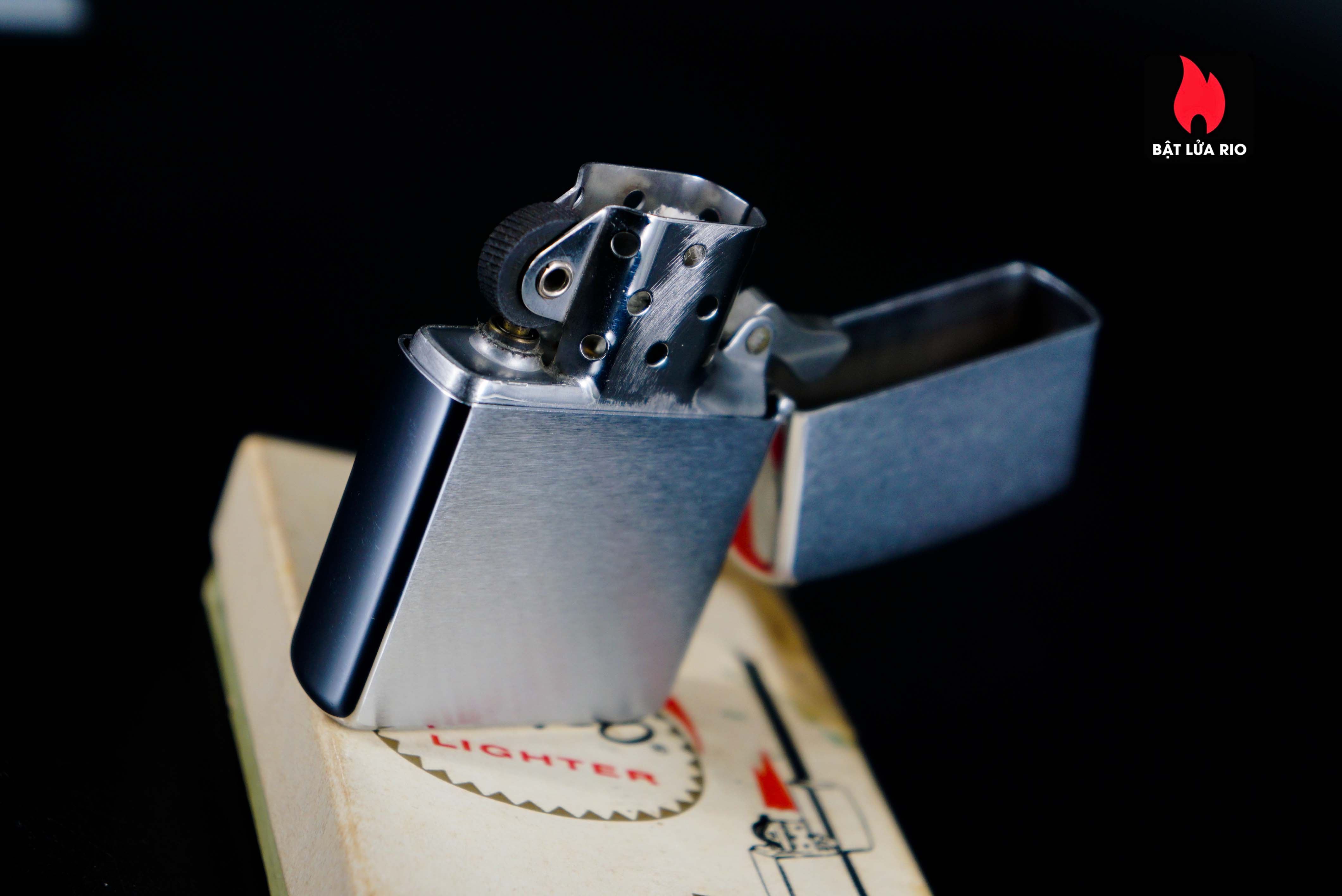 Zippo Xưa 1963 – Navajo – Navajo Eugene Wilson 19