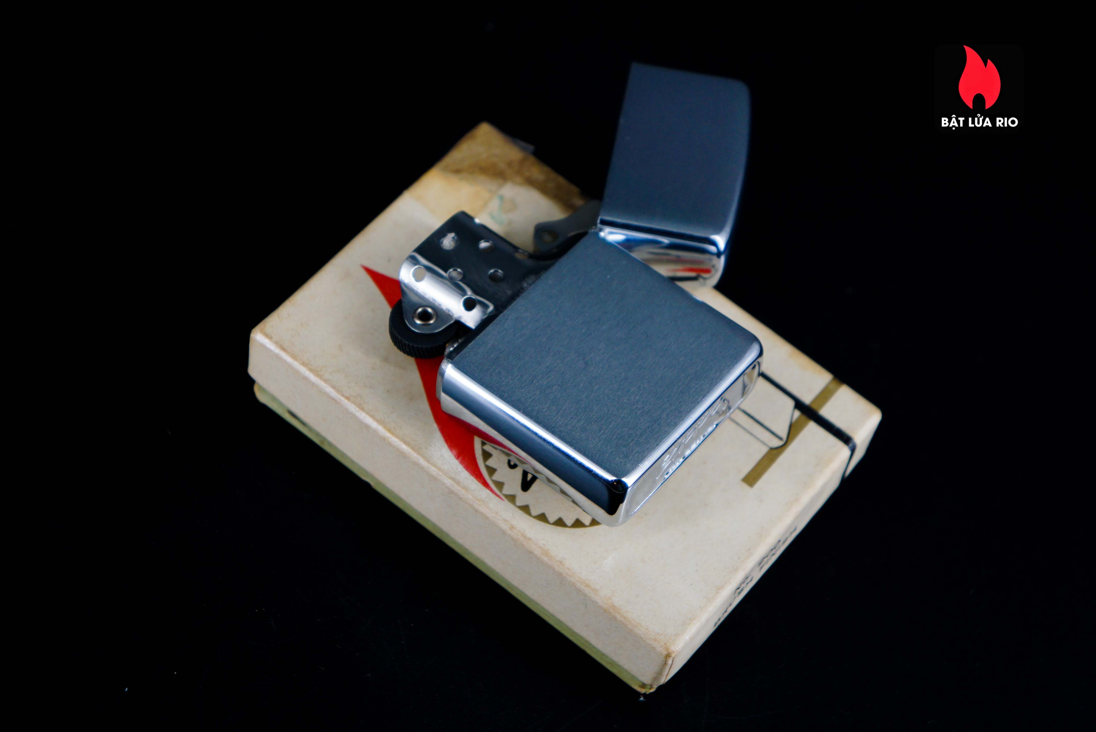 Zippo Xưa 1963 – Navajo – Navajo Eugene Wilson 24