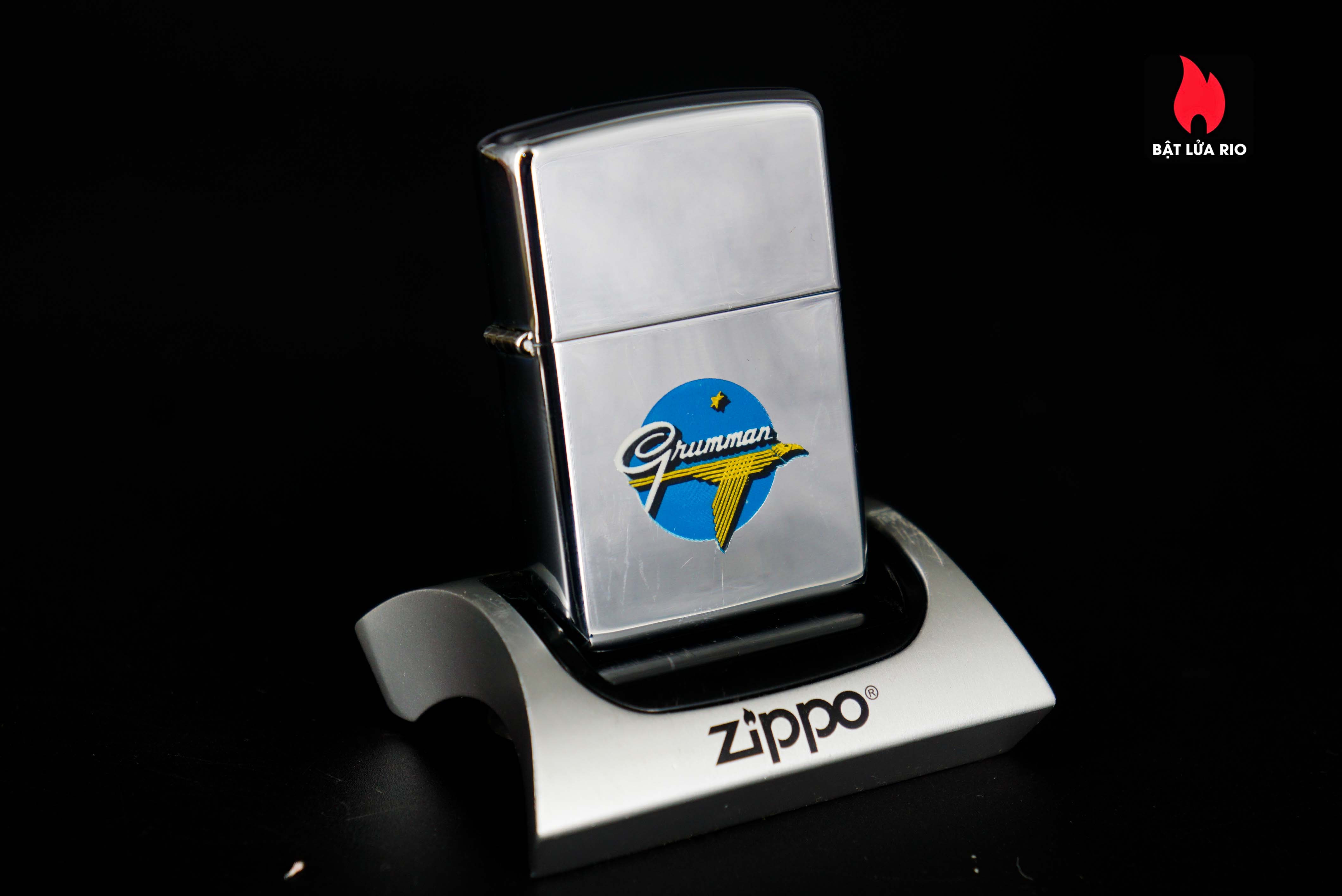 Zippo Xưa 1966 – Grumman Aircraft – Town & Country 10