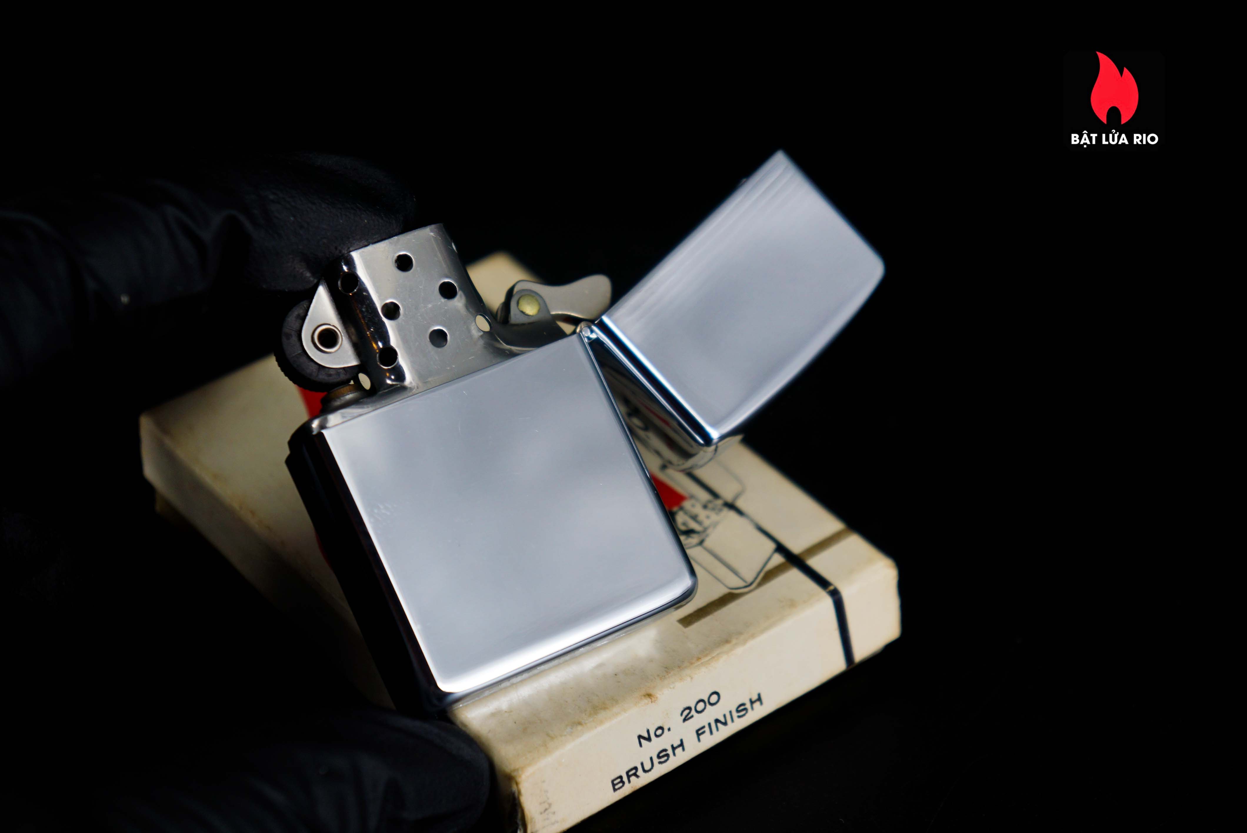 Zippo Xưa 1966 – Grumman Aircraft – Town & Country 14