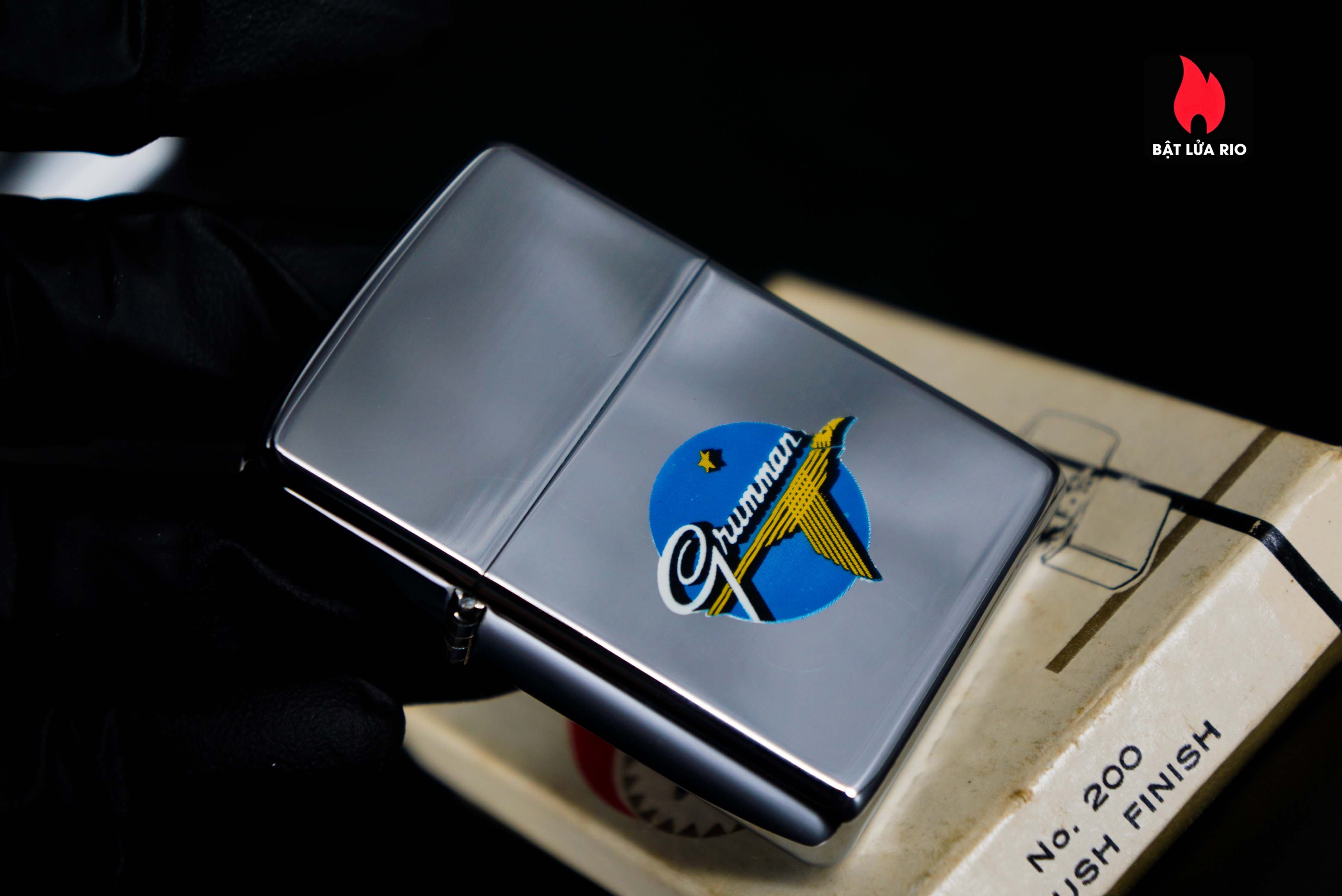 Zippo Xưa 1966 – Grumman Aircraft – Town & Country 16