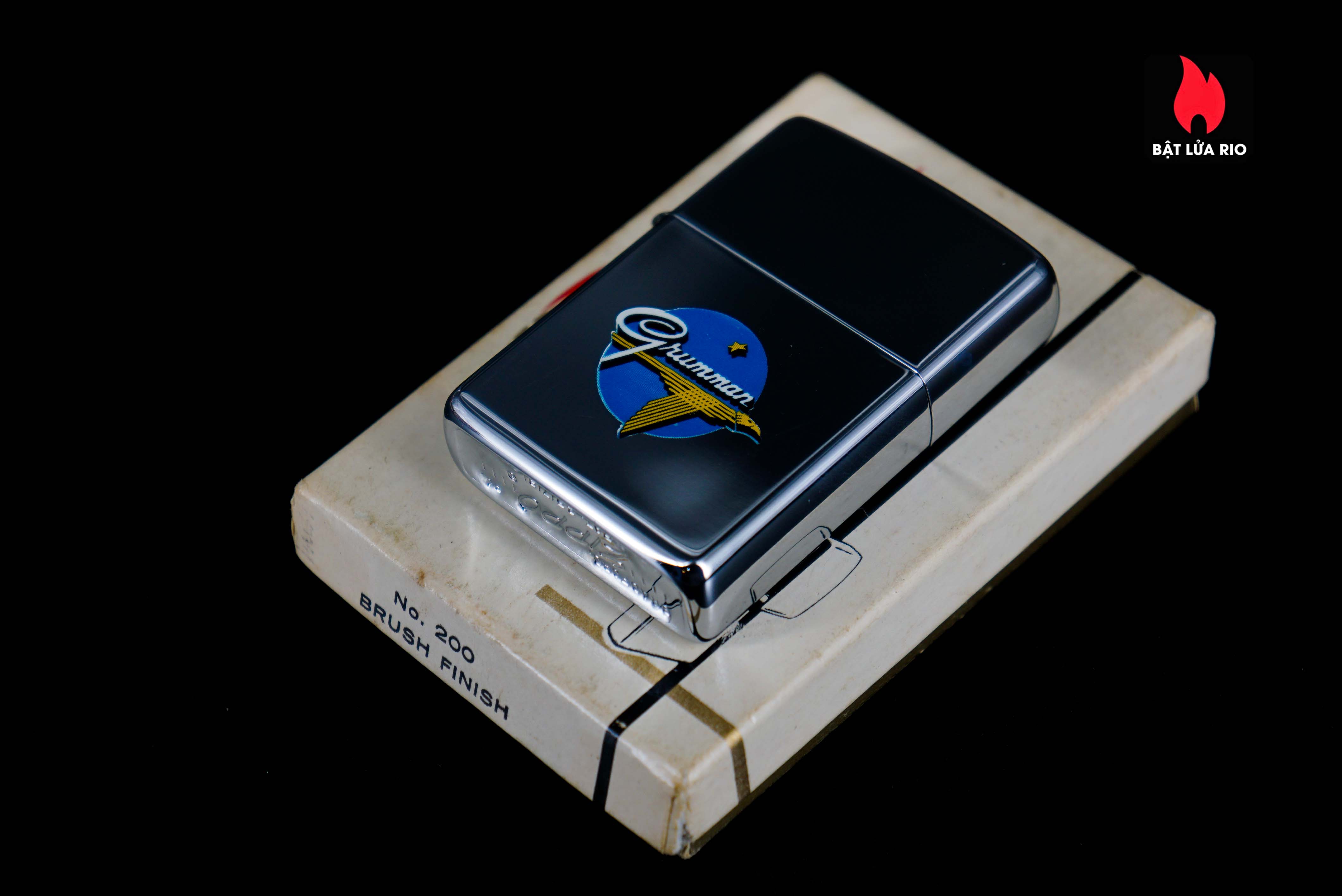Zippo Xưa 1966 – Grumman Aircraft – Town & Country 19