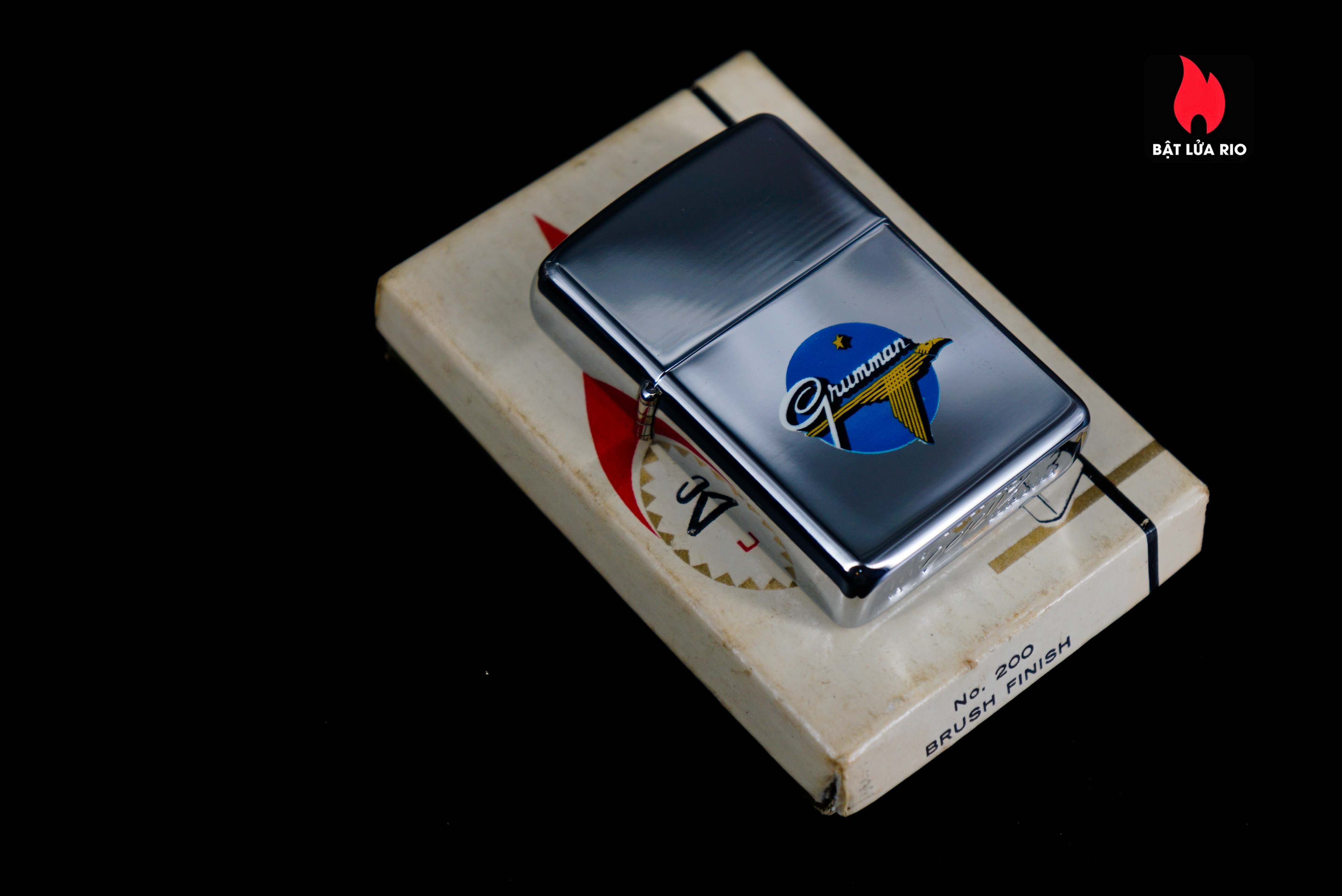 Zippo Xưa 1966 – Grumman Aircraft – Town & Country 20