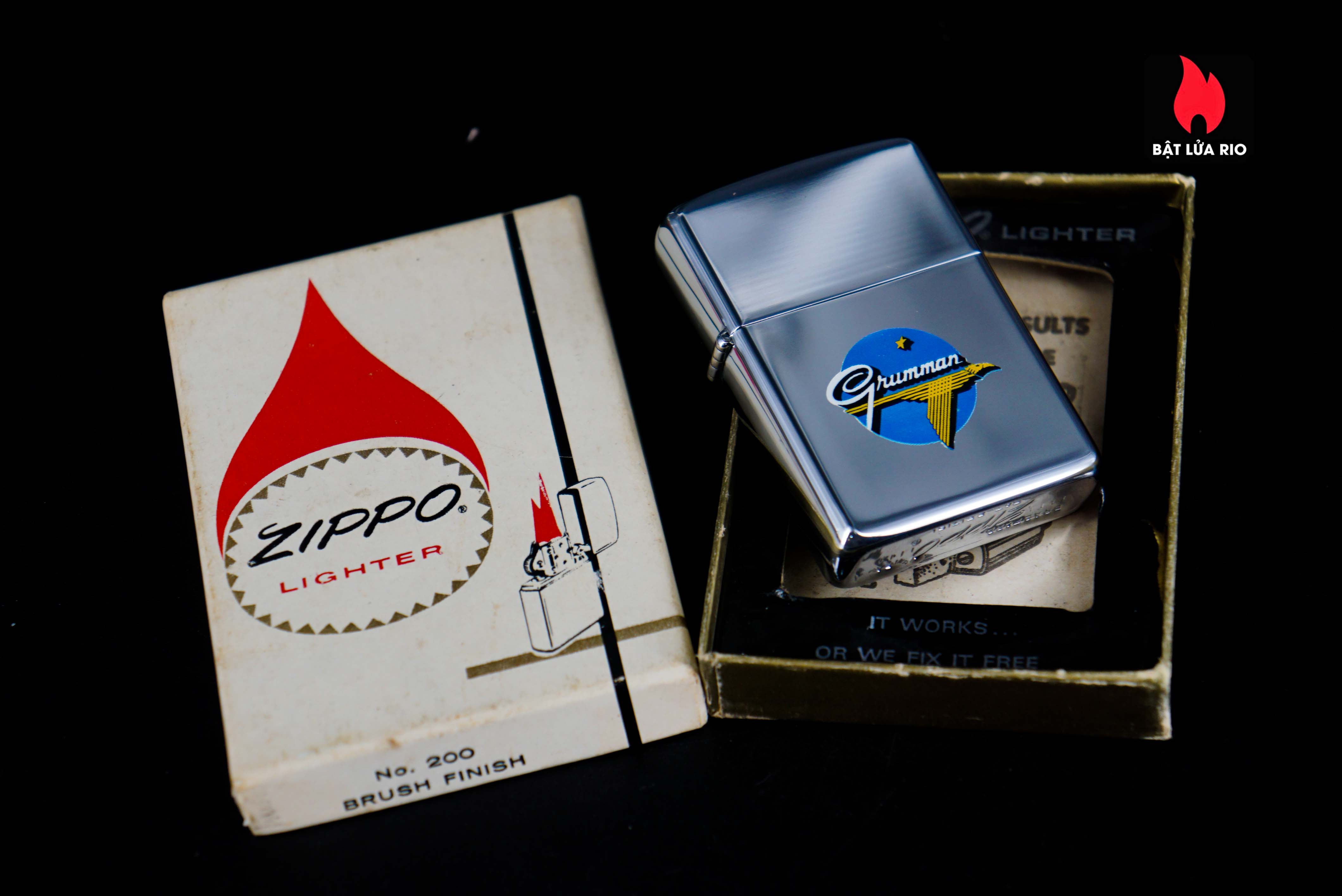 Zippo Xưa 1966 – Grumman Aircraft – Town & Country 23