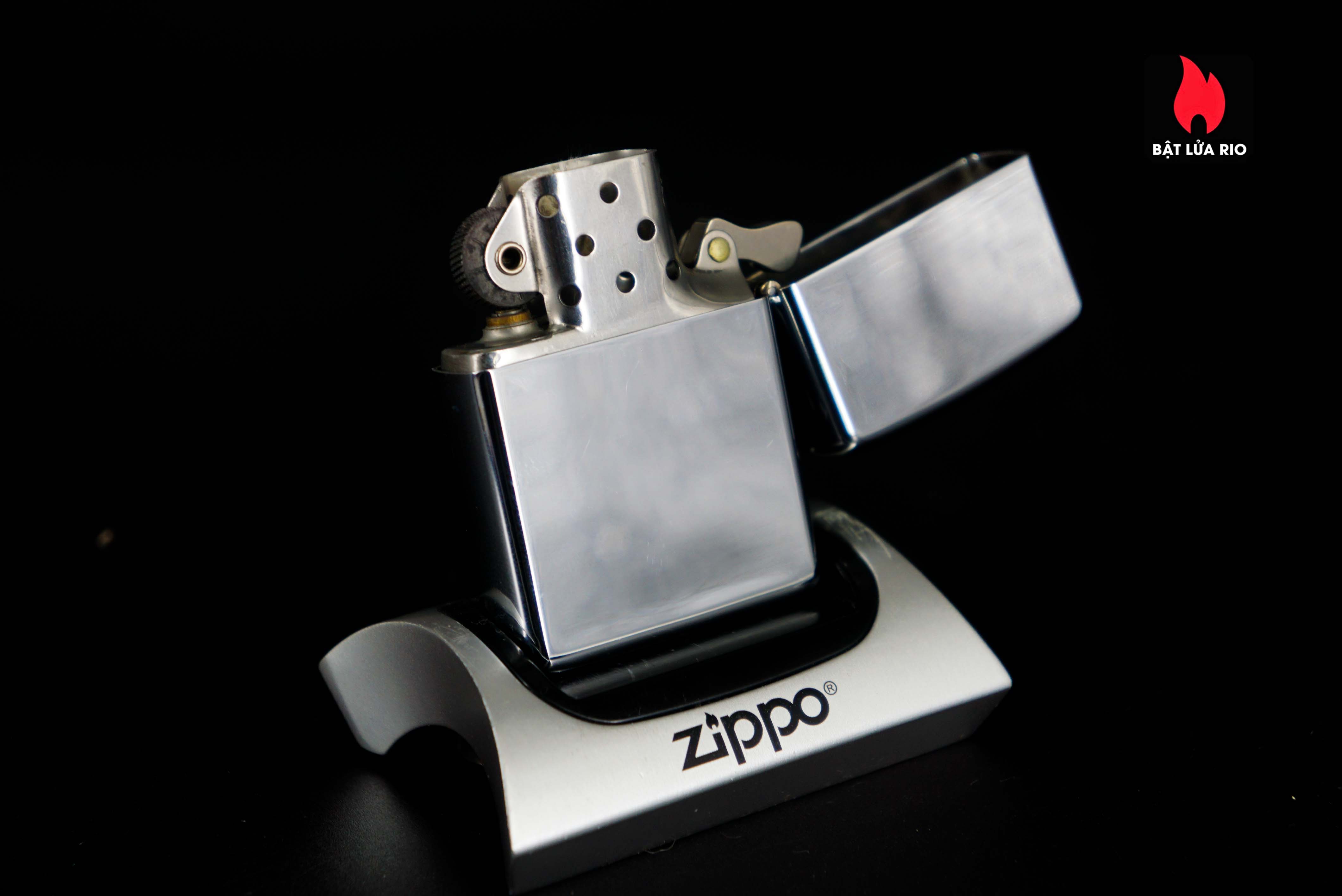 Zippo Xưa 1966 – Grumman Aircraft – Town & Country 9