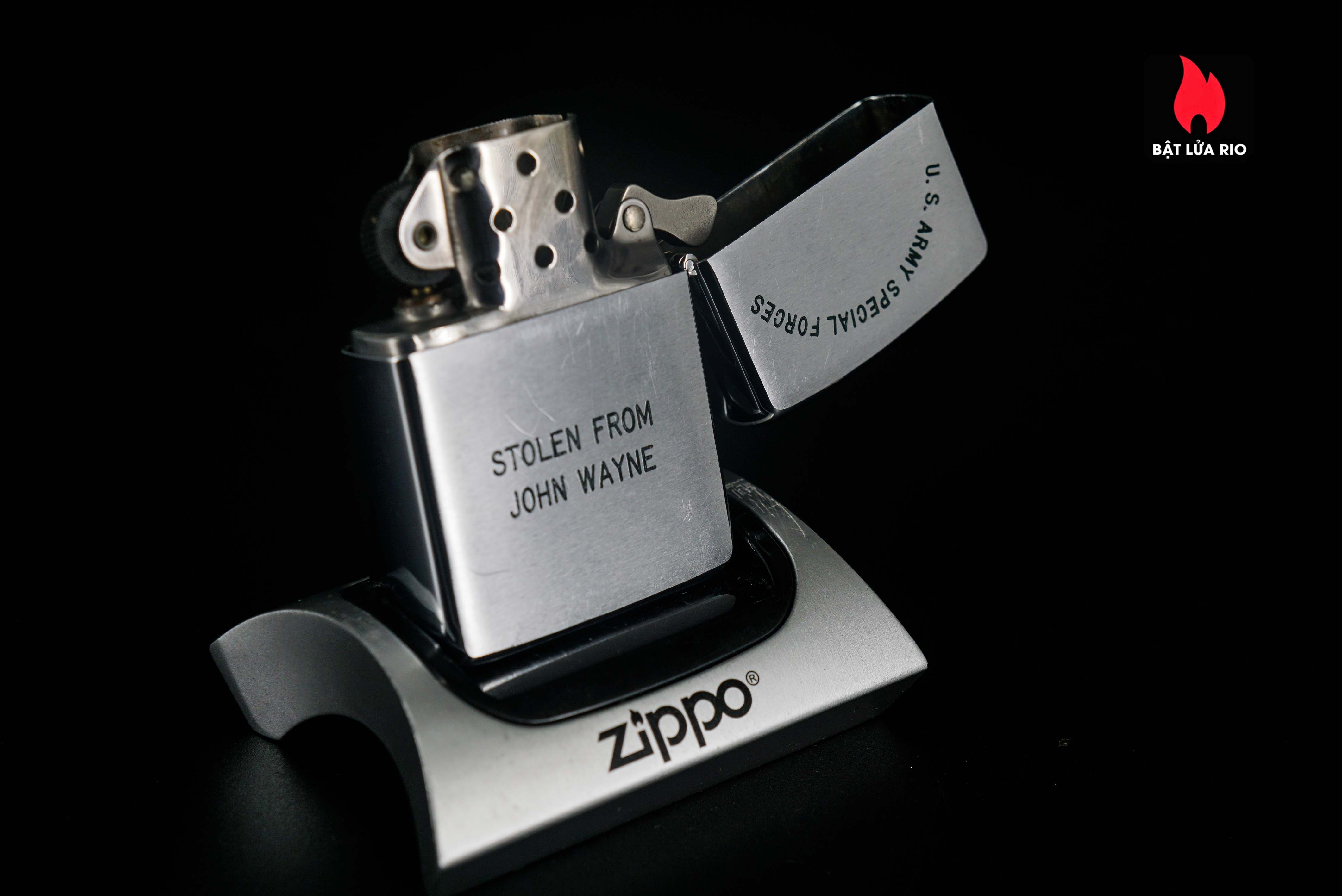 Zippo Xưa 1967 – Alaska 66-68 Danny – Brushed Chrome 10
