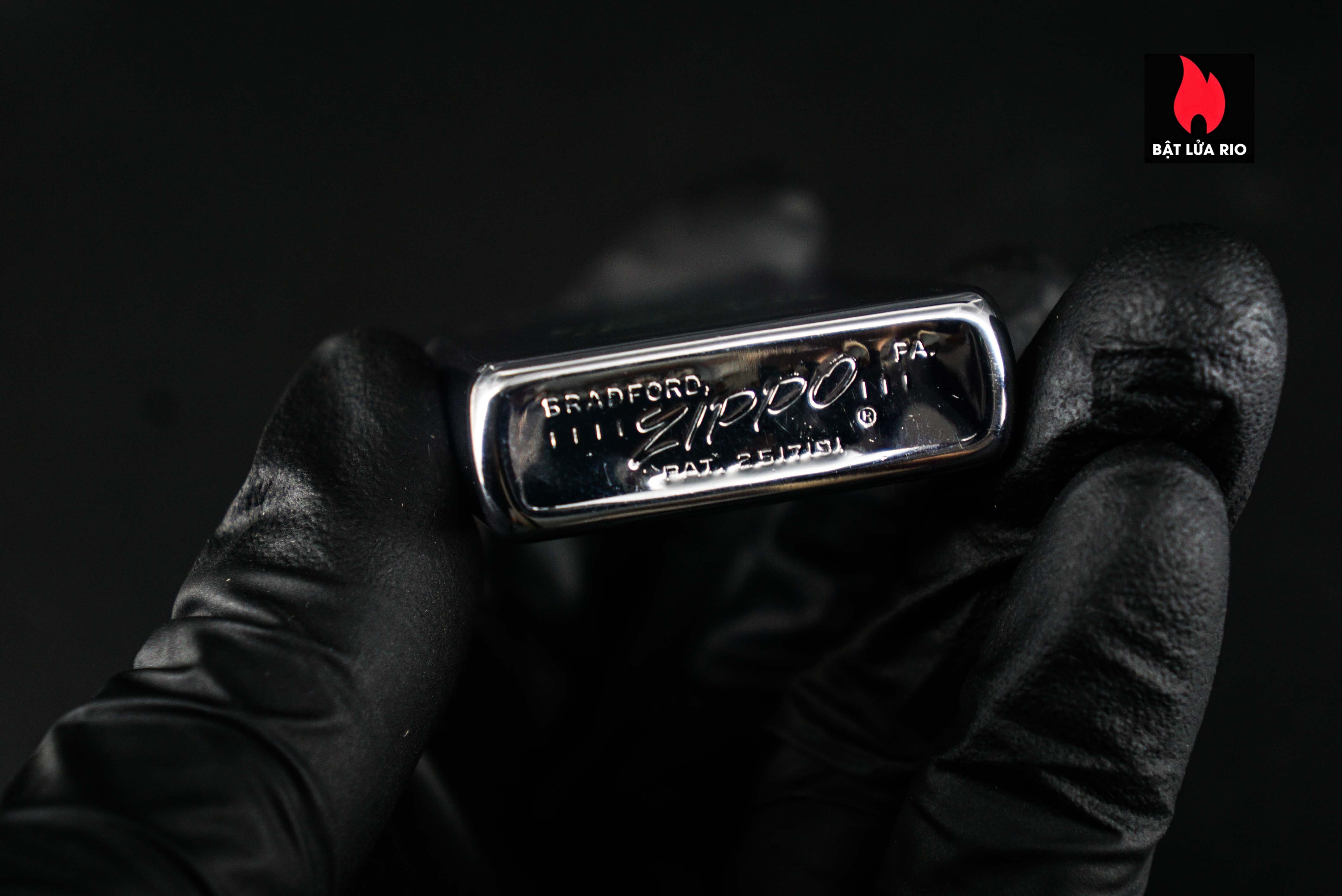 Zippo Xưa 1967 – Alaska 66-68 Danny – Brushed Chrome 6