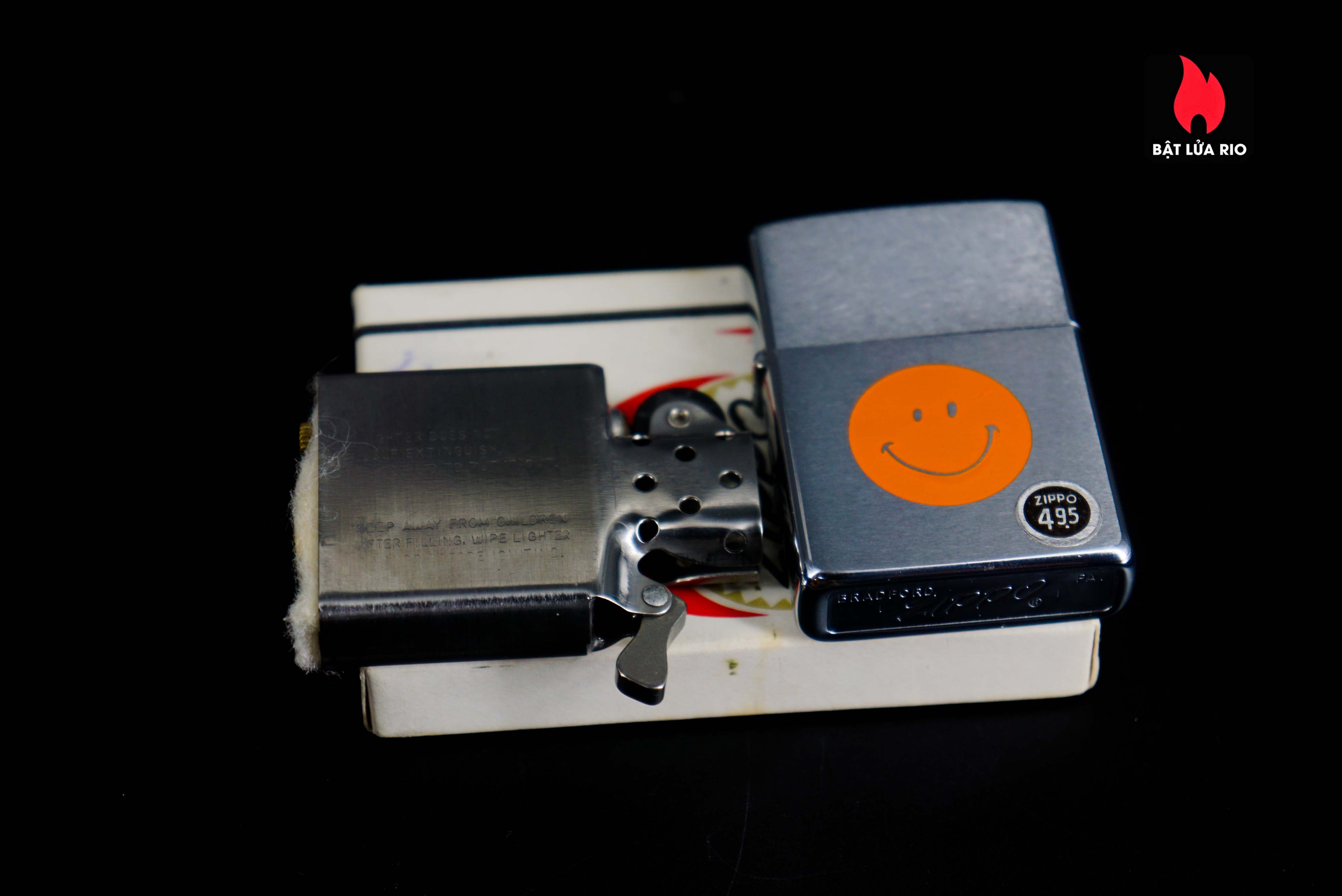 Zippo Xưa 1972 – Smiley Face – Orange 53 Zippo Xưa 1972 – Smiley Face – Orange 4
