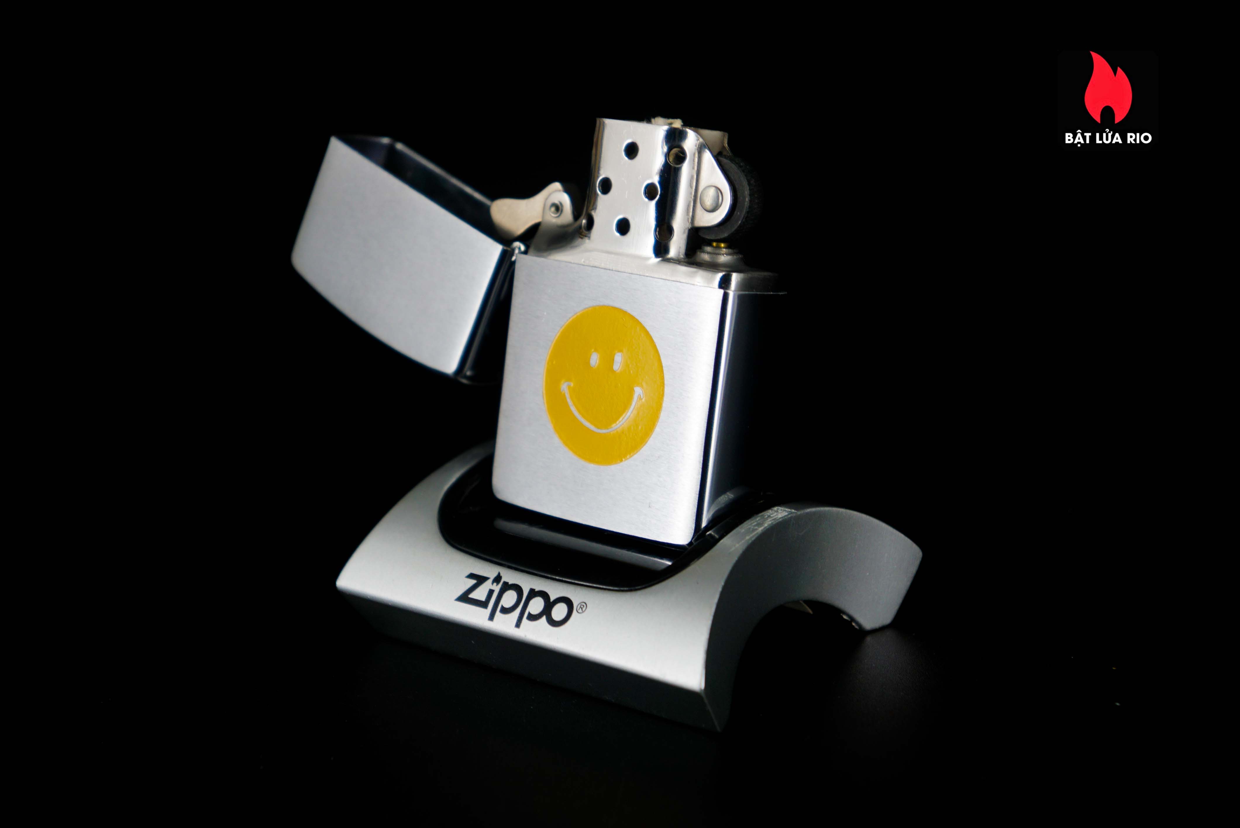 Zippo Xưa 1972 – Smiley Face – Yellow 39 Zippo Xưa 1972 – Smiley Face – Yellow 12