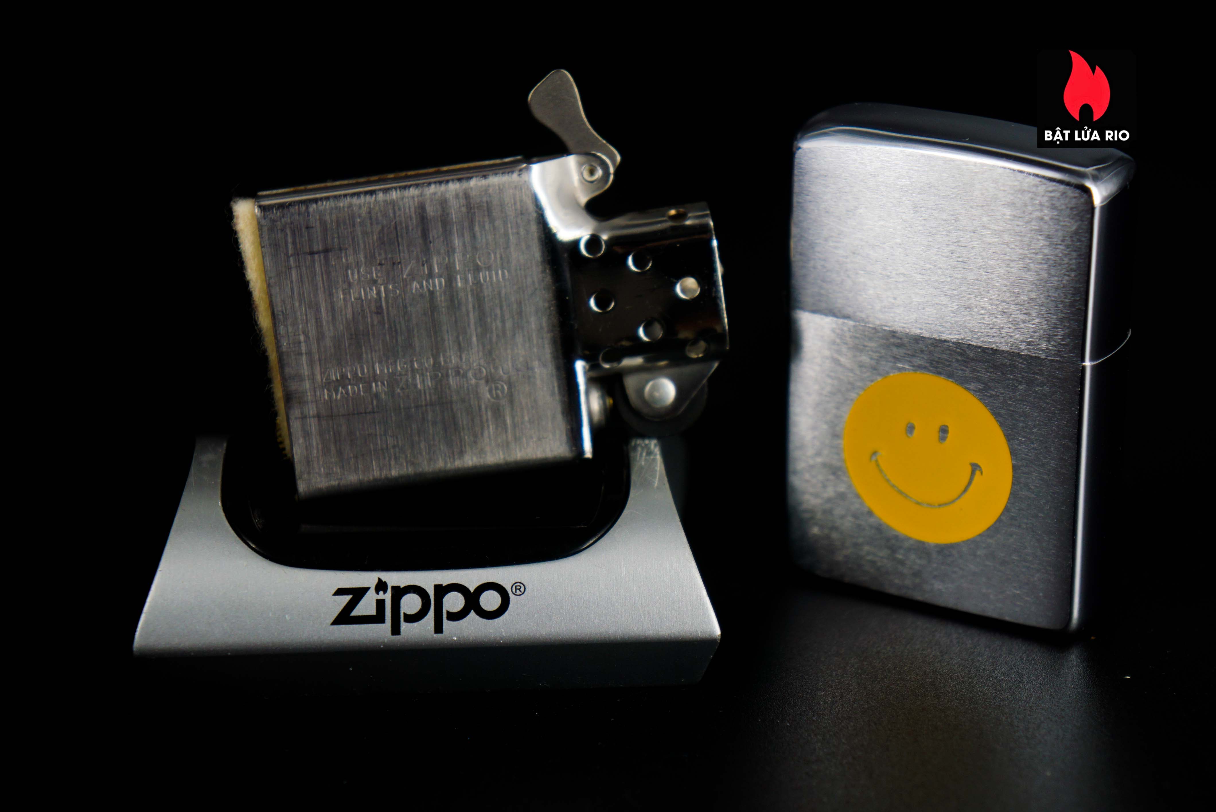 Zippo Xưa 1972 – Smiley Face – Yellow 49 Zippo Xưa 1972 – Smiley Face – Yellow 2