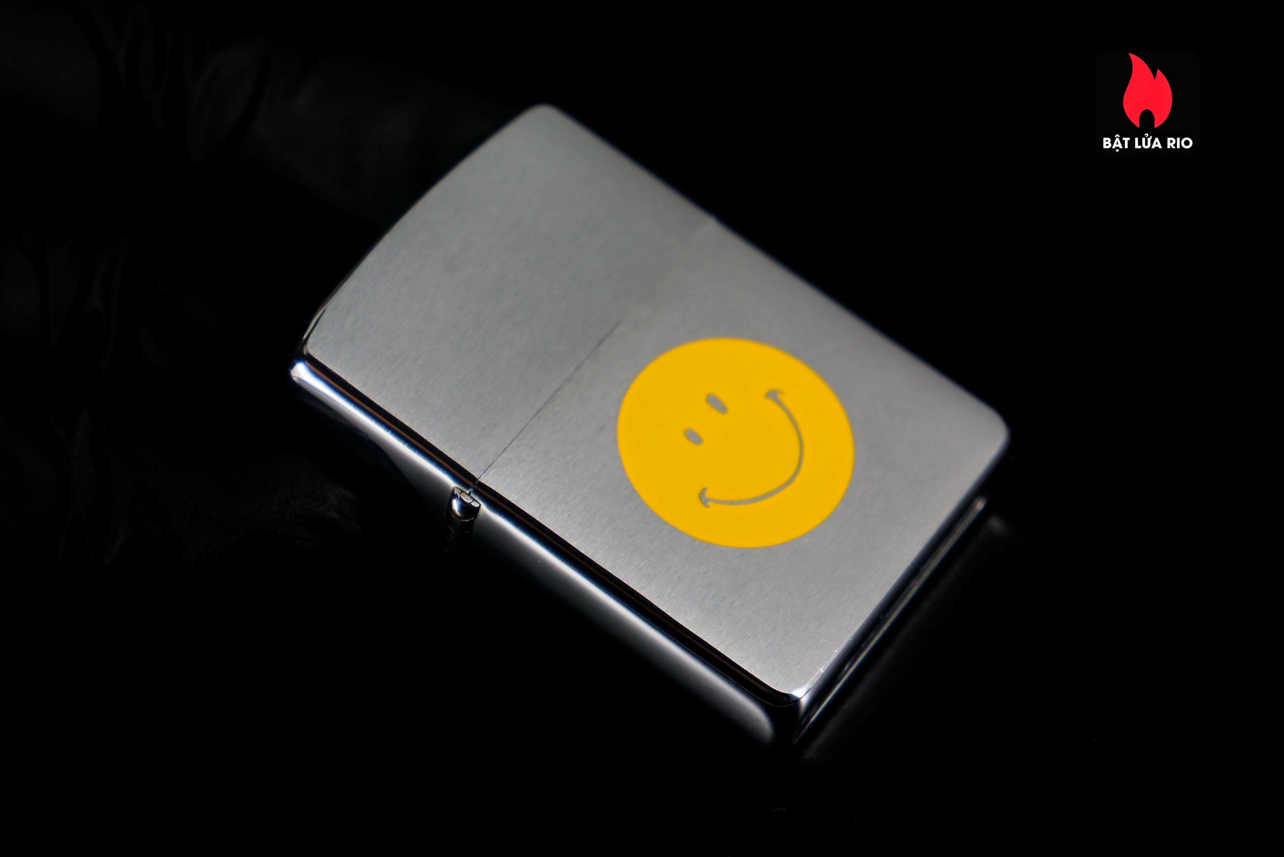 Zippo Xưa 1972 – Smiley Face – Yellow 47 Zippo Xưa 1972 – Smiley Face – Yellow 4