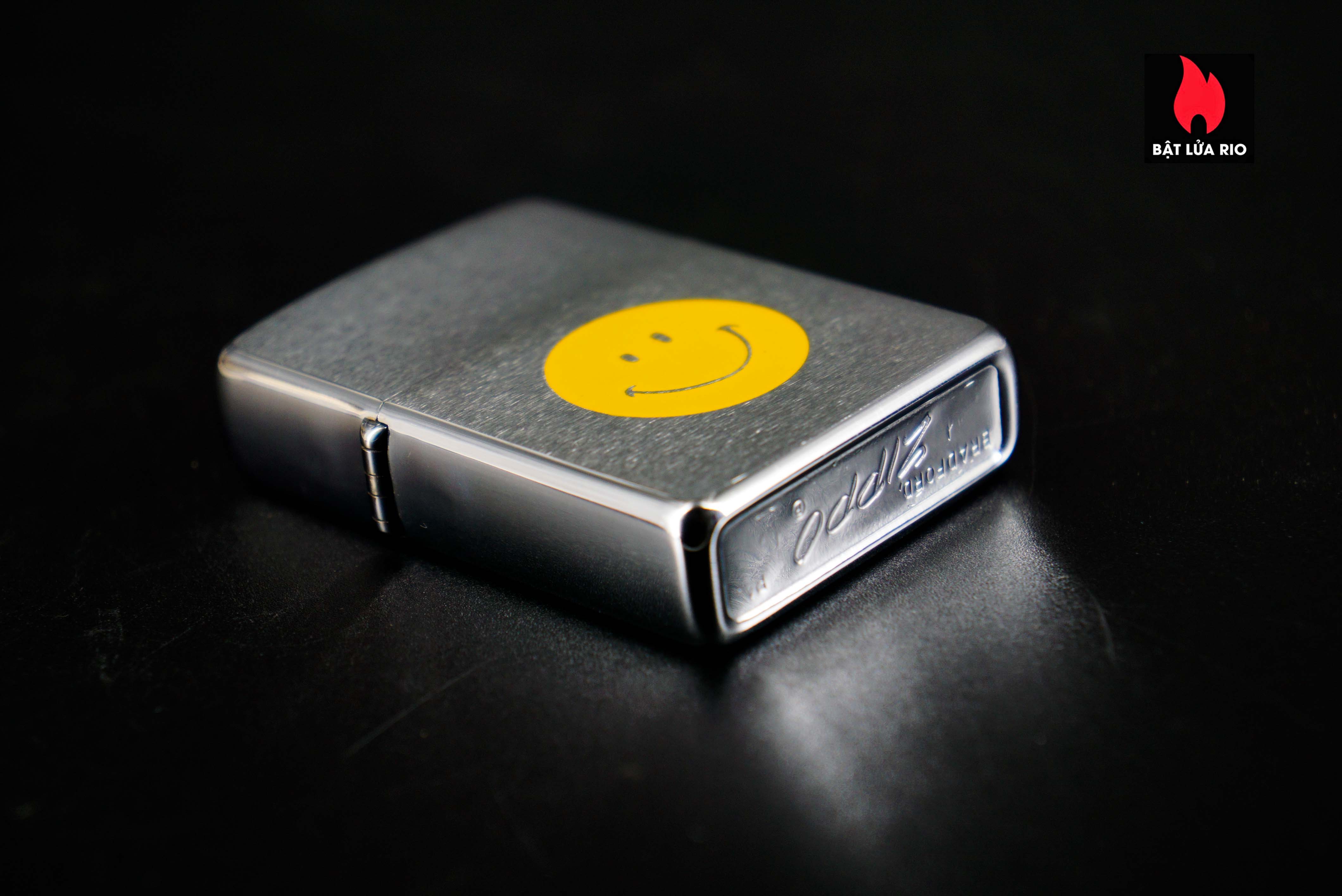 Zippo Xưa 1972 – Smiley Face – Yellow 46 Zippo Xưa 1972 – Smiley Face – Yellow 5
