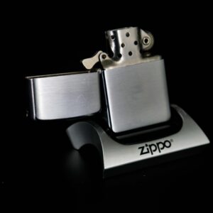 Zippo Xưa 1955 – Wyle Laboratories 1