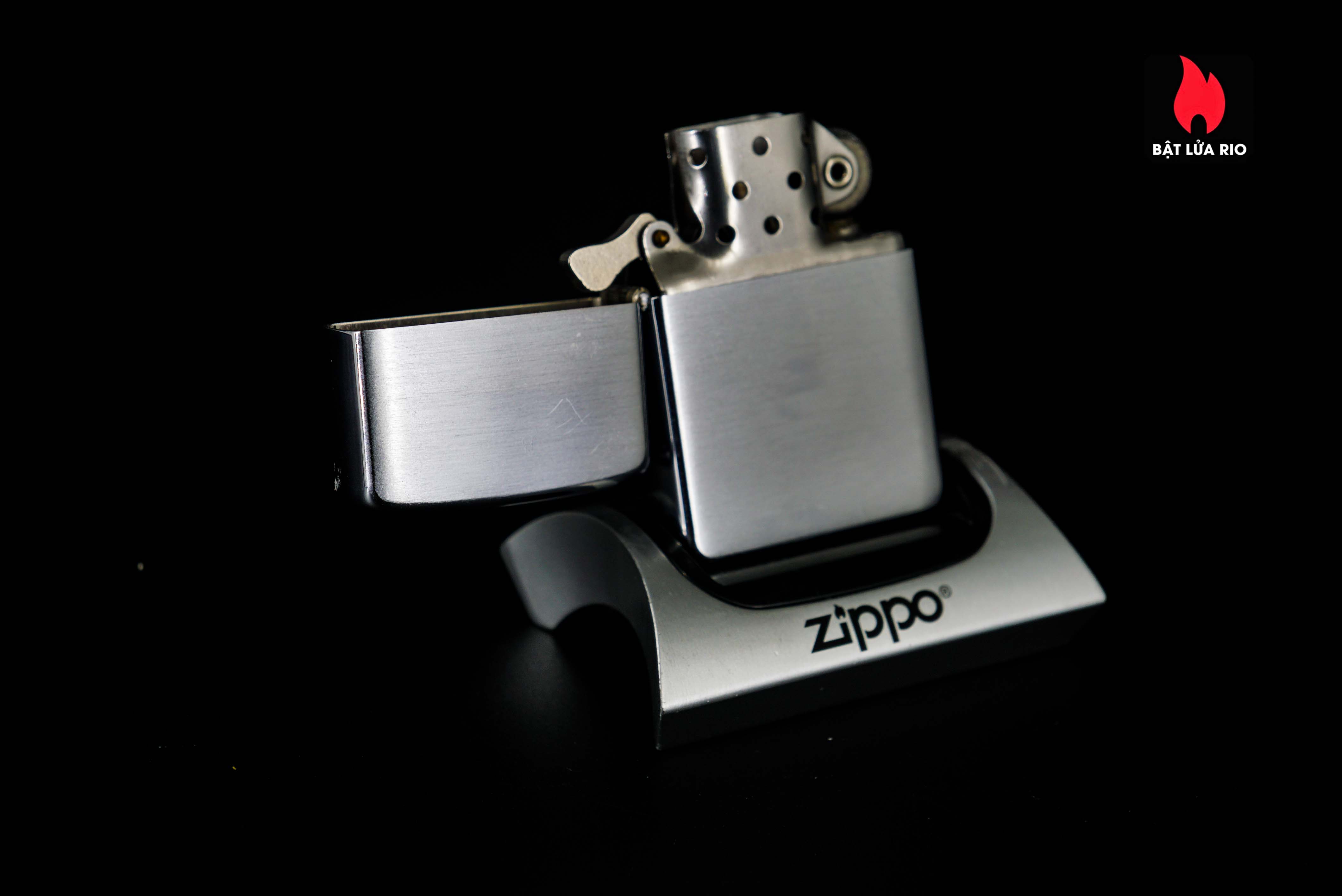 Zippo Xưa 1955 – Wyle Laboratories 1