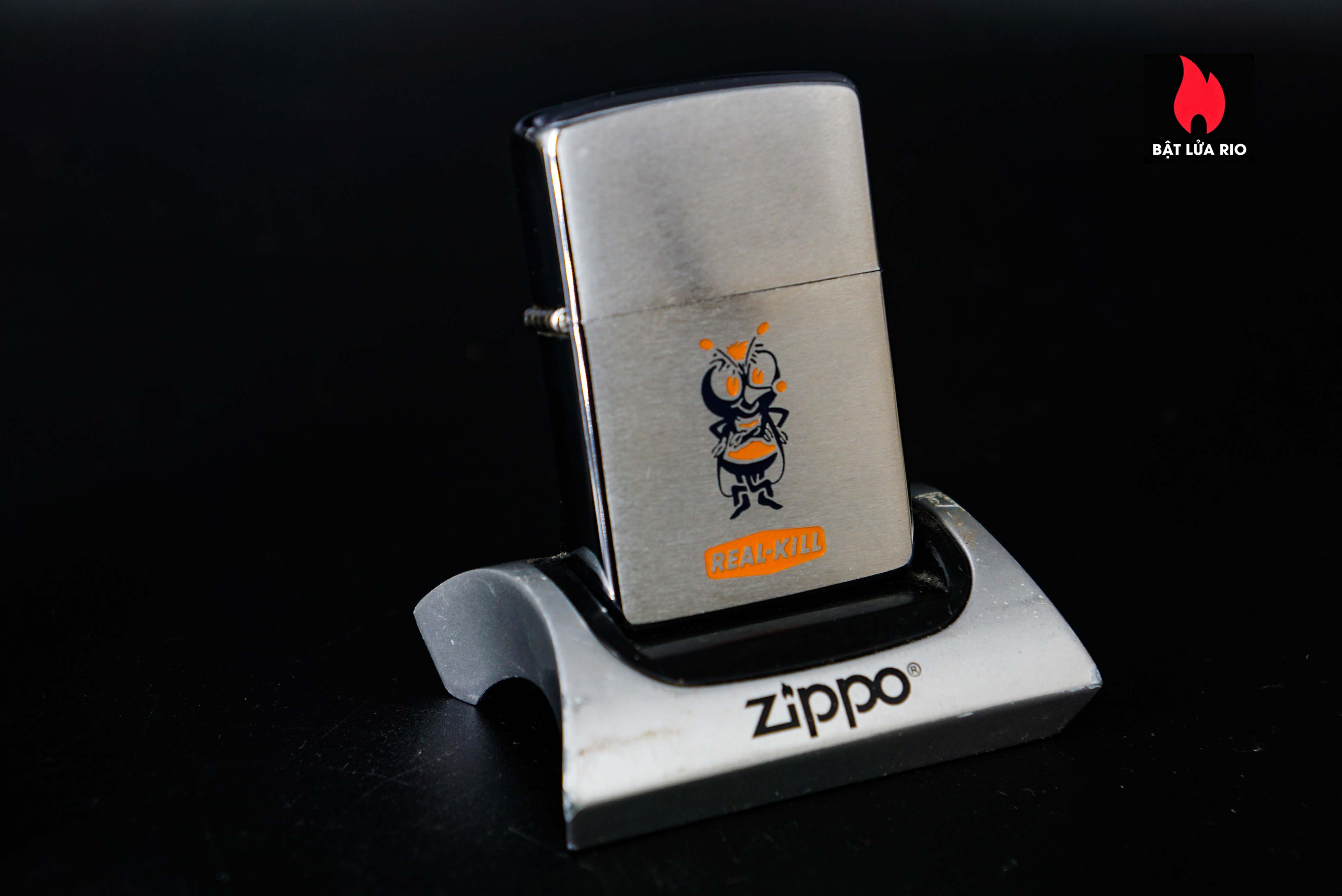 Zippo Xưa 1964 – Bee Of Real-Kill 27 Zippo Xưa 1964 – Bee Of Real-Kill