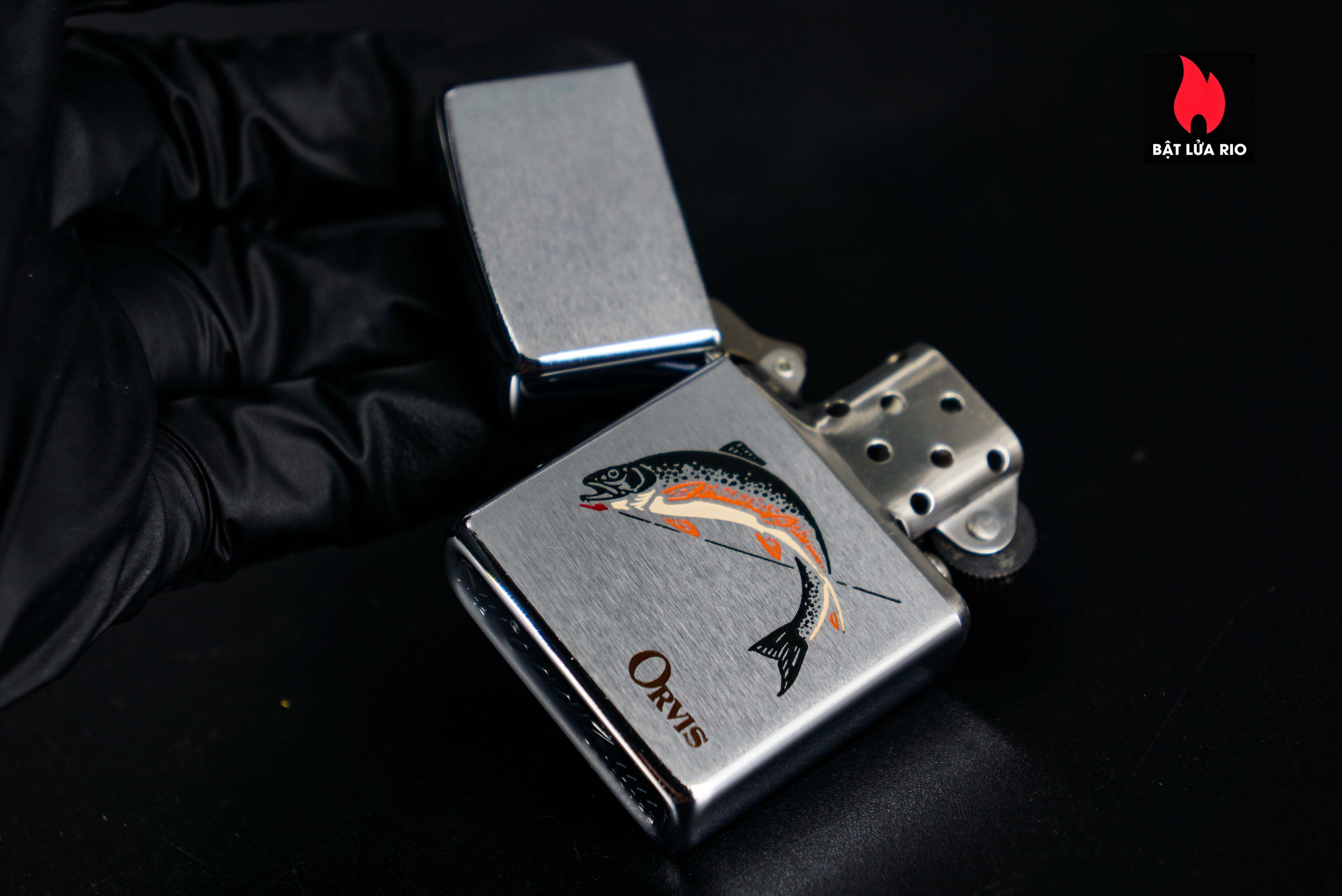 Zippo Xưa 1975 – Orvis 36 Zippo Xưa 1975 – Orvis 9