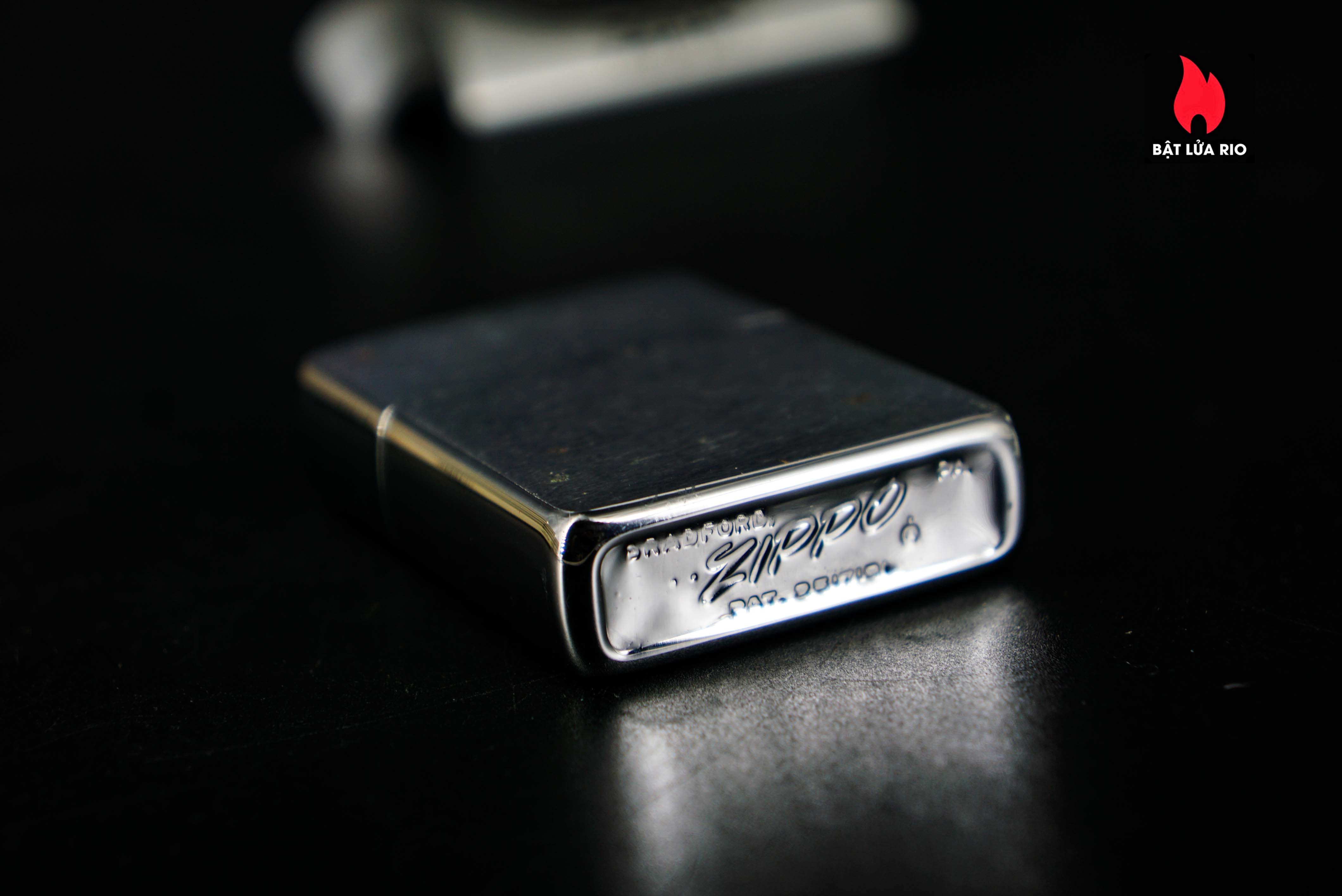Zippo Xưa 1963 – Golden Flake 37 Zippo Xưa 1963 – Golden Flake 2