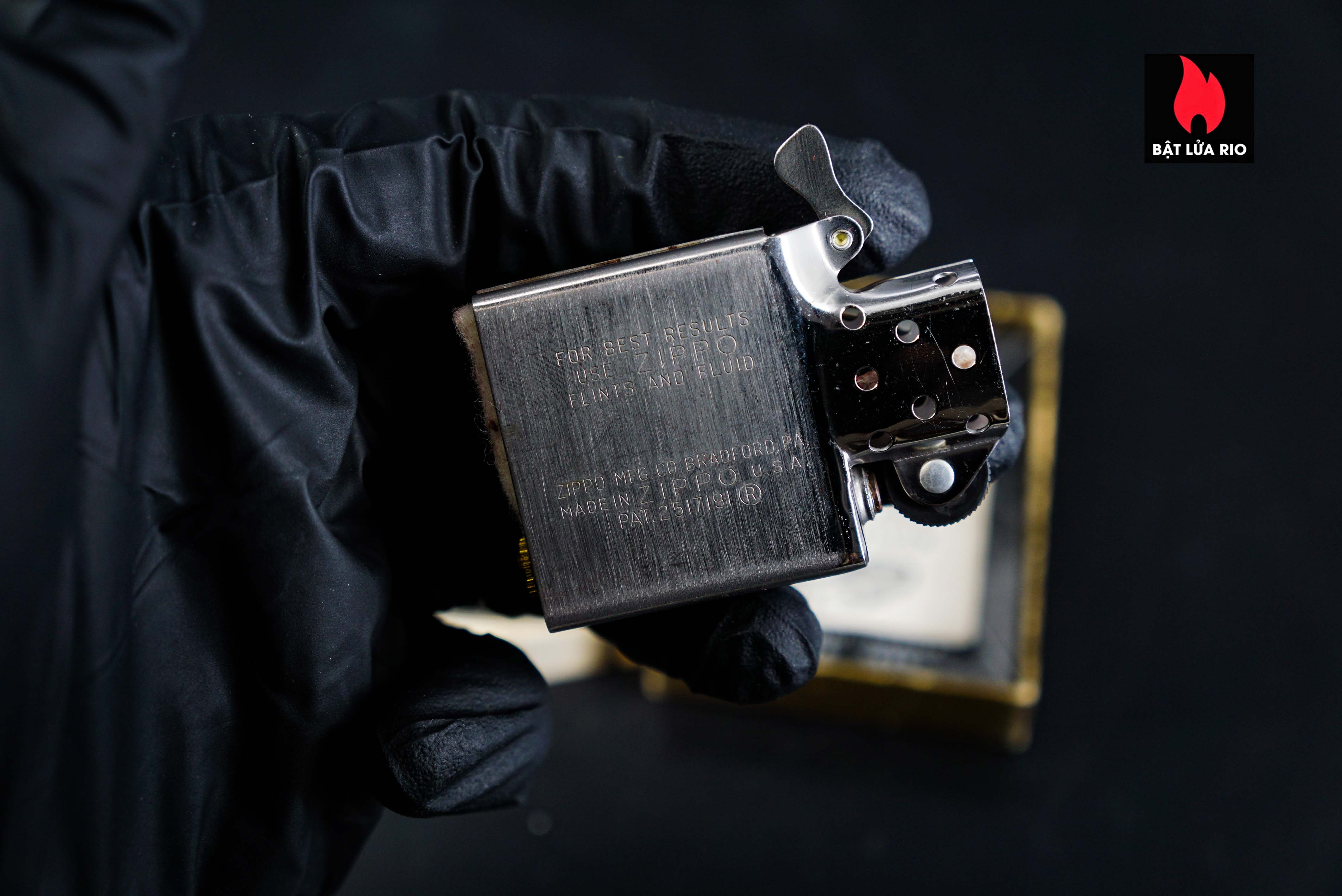 Zippo Xưa 1964 – Freezer 32 Zippo Xưa 1964 – Freezer 9