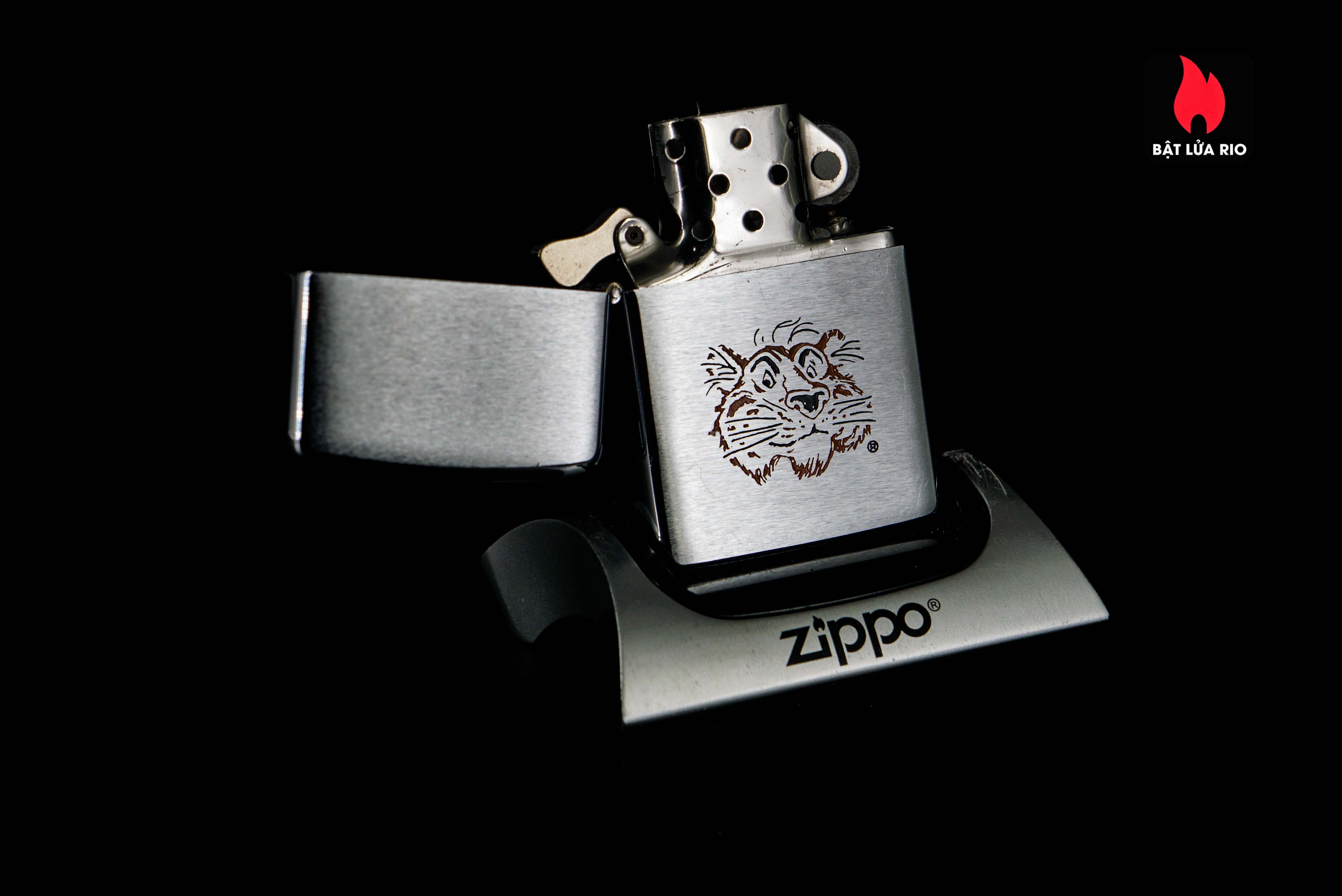 Zippo Xưa 1968 – Put A Tiger In Your Tank 10