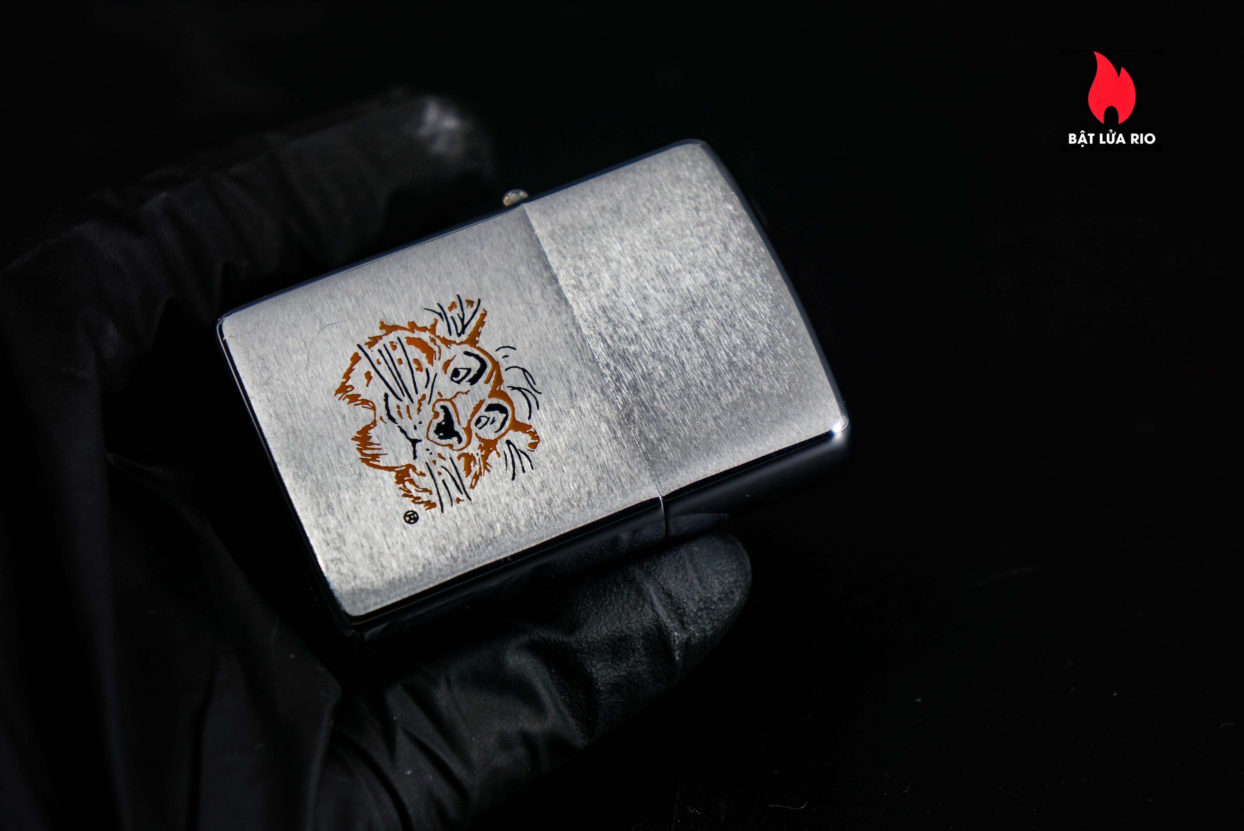 Zippo Xưa 1968 – Put A Tiger In Your Tank 7