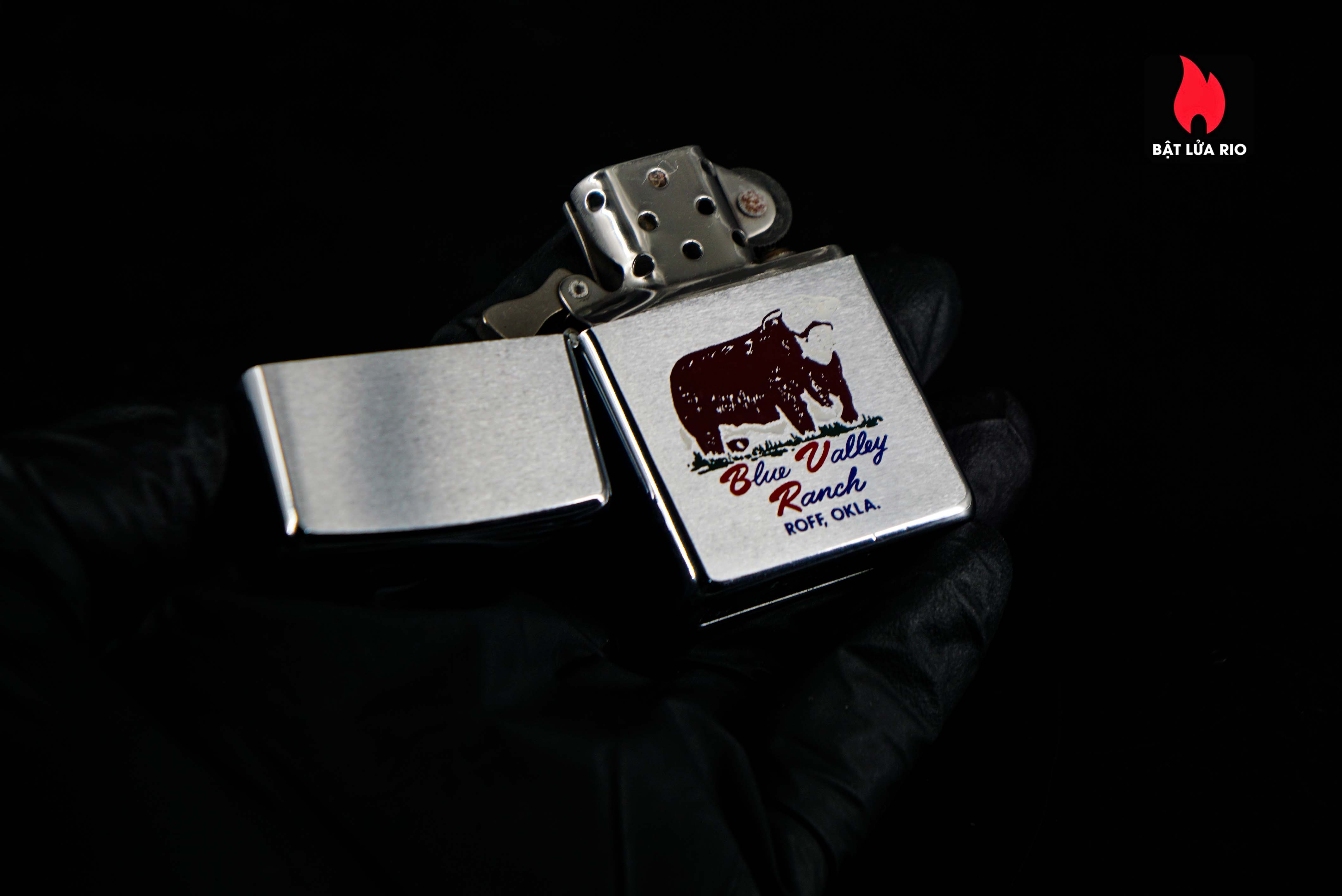 Zippo Xưa 1970 – Blue Valley Ranch 5