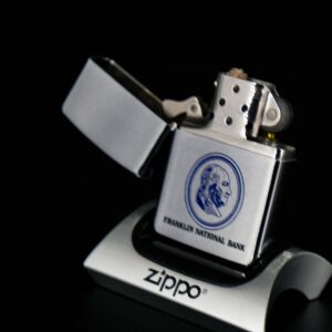 Zippo Xưa 1971 – Franklin National Bank 13 Zippo Xưa 1971 – Franklin National Bank 9