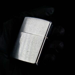 Zippo Xưa 1971 – Wolf's Head 5
