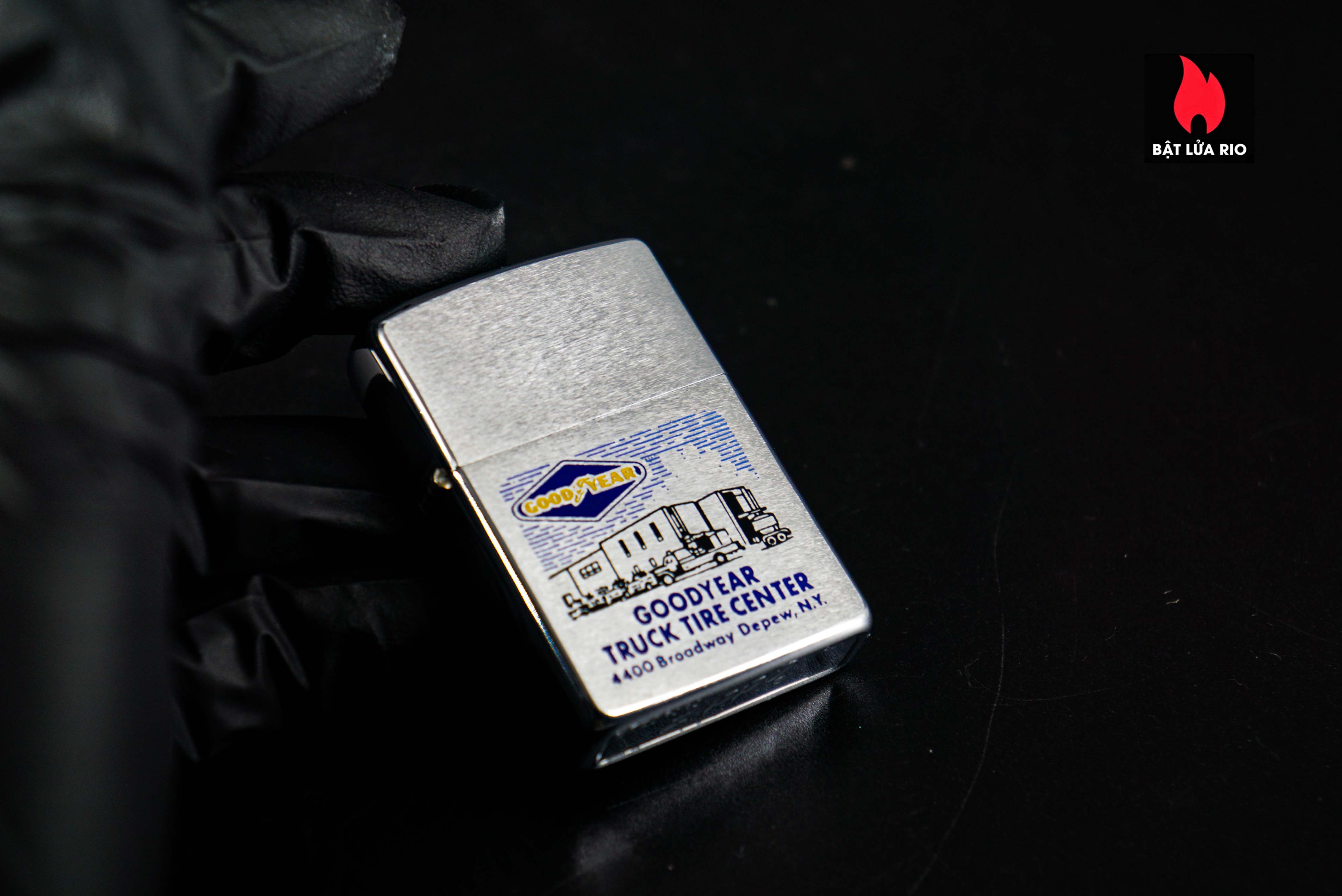 Zippo Xưa 1972 – Goodyear Truck Tire Center 3
