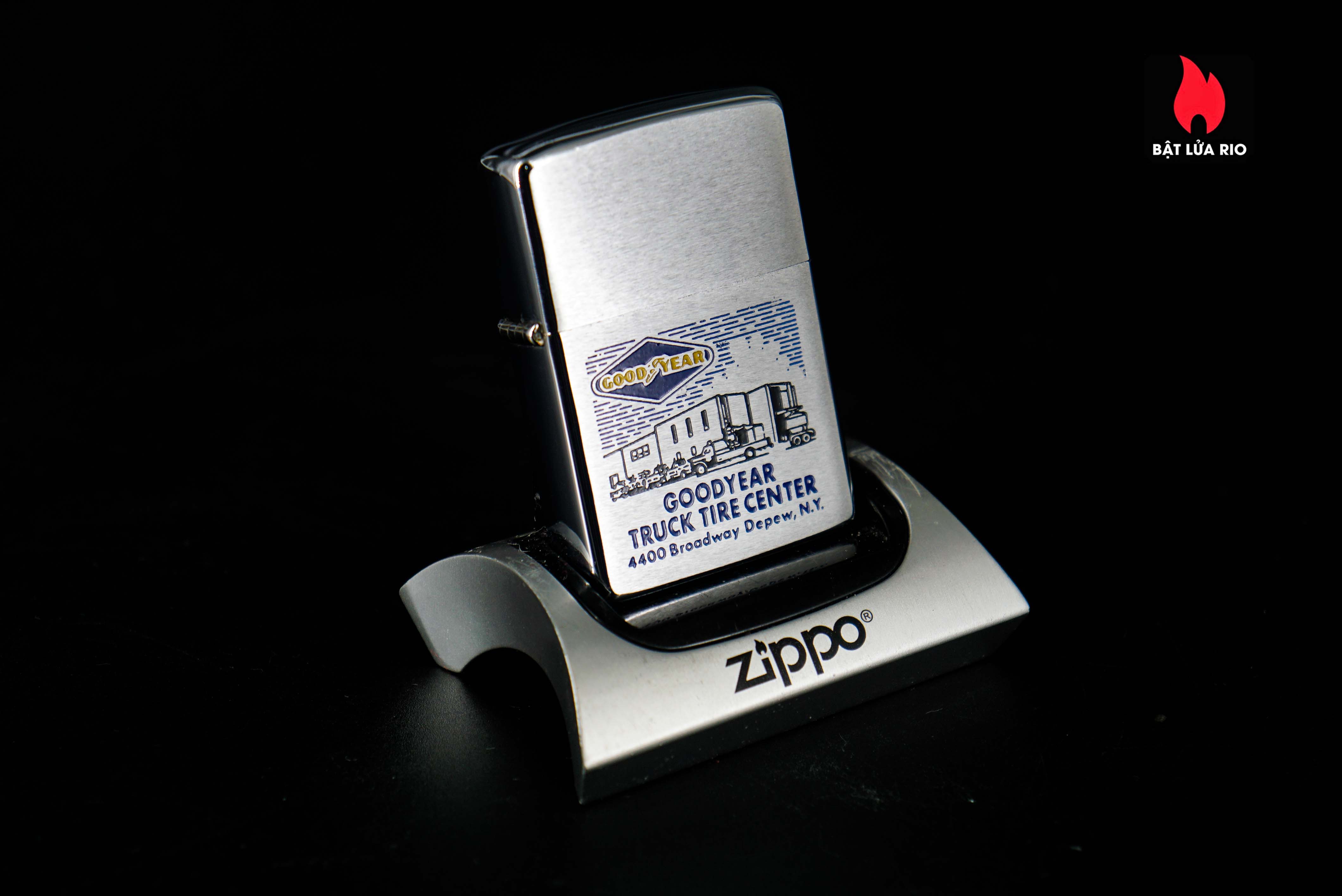 Zippo Xưa 1972 – Goodyear Truck Tire Center